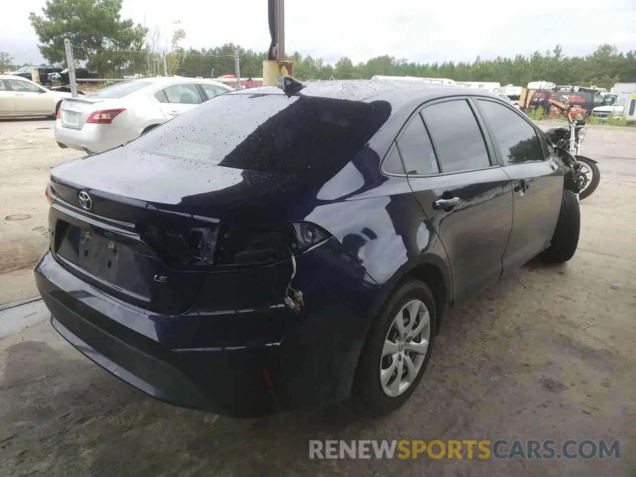 4 Photograph of a damaged car JTDEPRAE9LJ052063 TOYOTA COROLLA 2020
