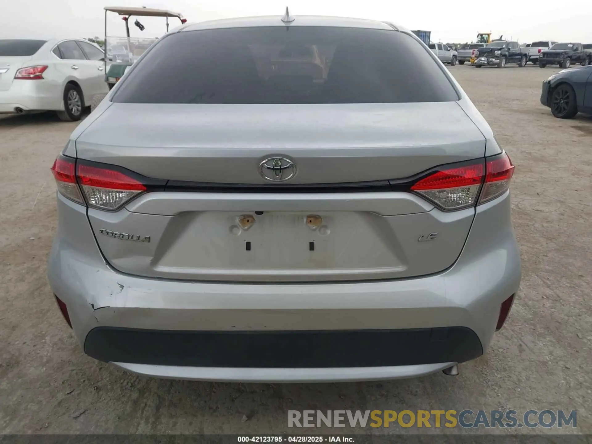 16 Photograph of a damaged car JTDEPRAE9LJ055724 TOYOTA COROLLA 2020