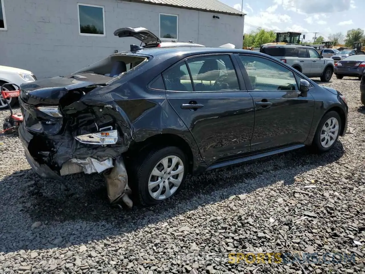 3 Photograph of a damaged car JTDEPRAE9LJ062897 TOYOTA COROLLA 2020