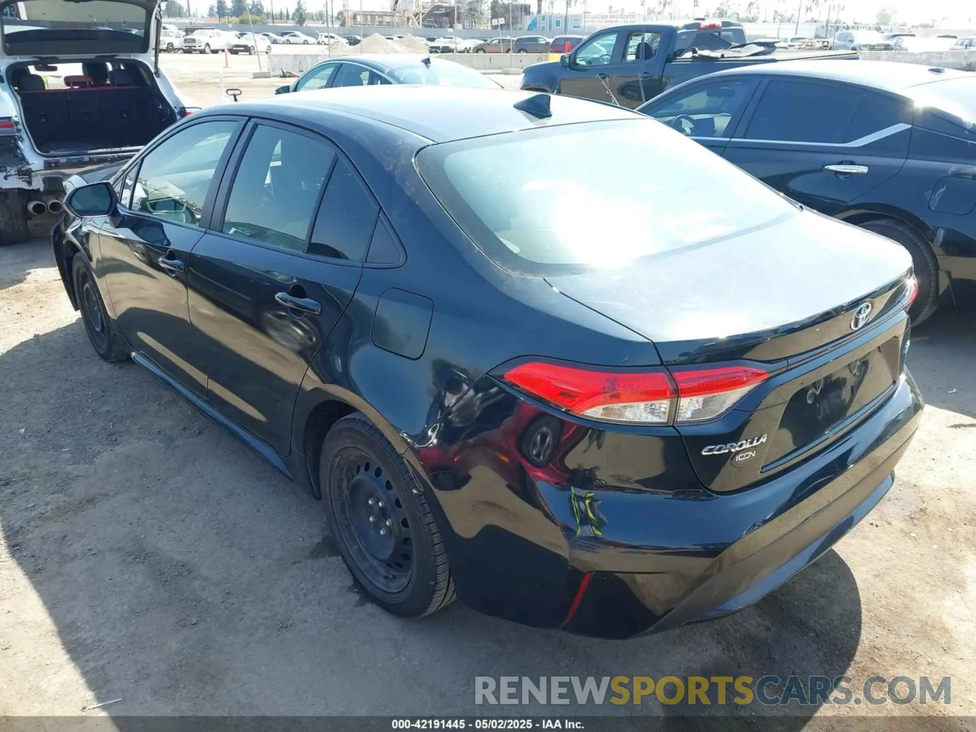 3 Photograph of a damaged car JTDEPRAE9LJ069896 TOYOTA COROLLA 2020