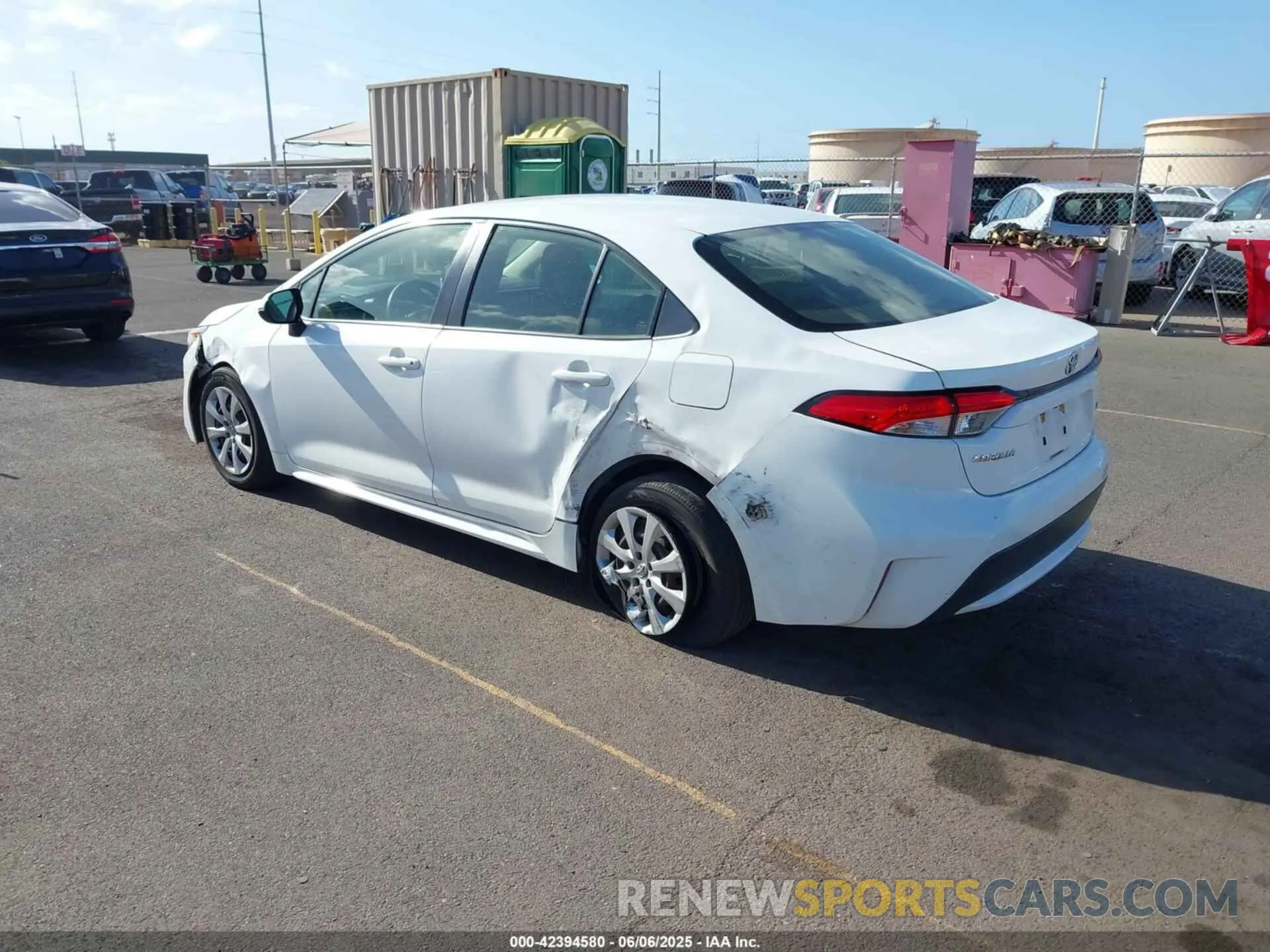 3 Photograph of a damaged car JTDEPRAE9LJ078338 TOYOTA COROLLA 2020