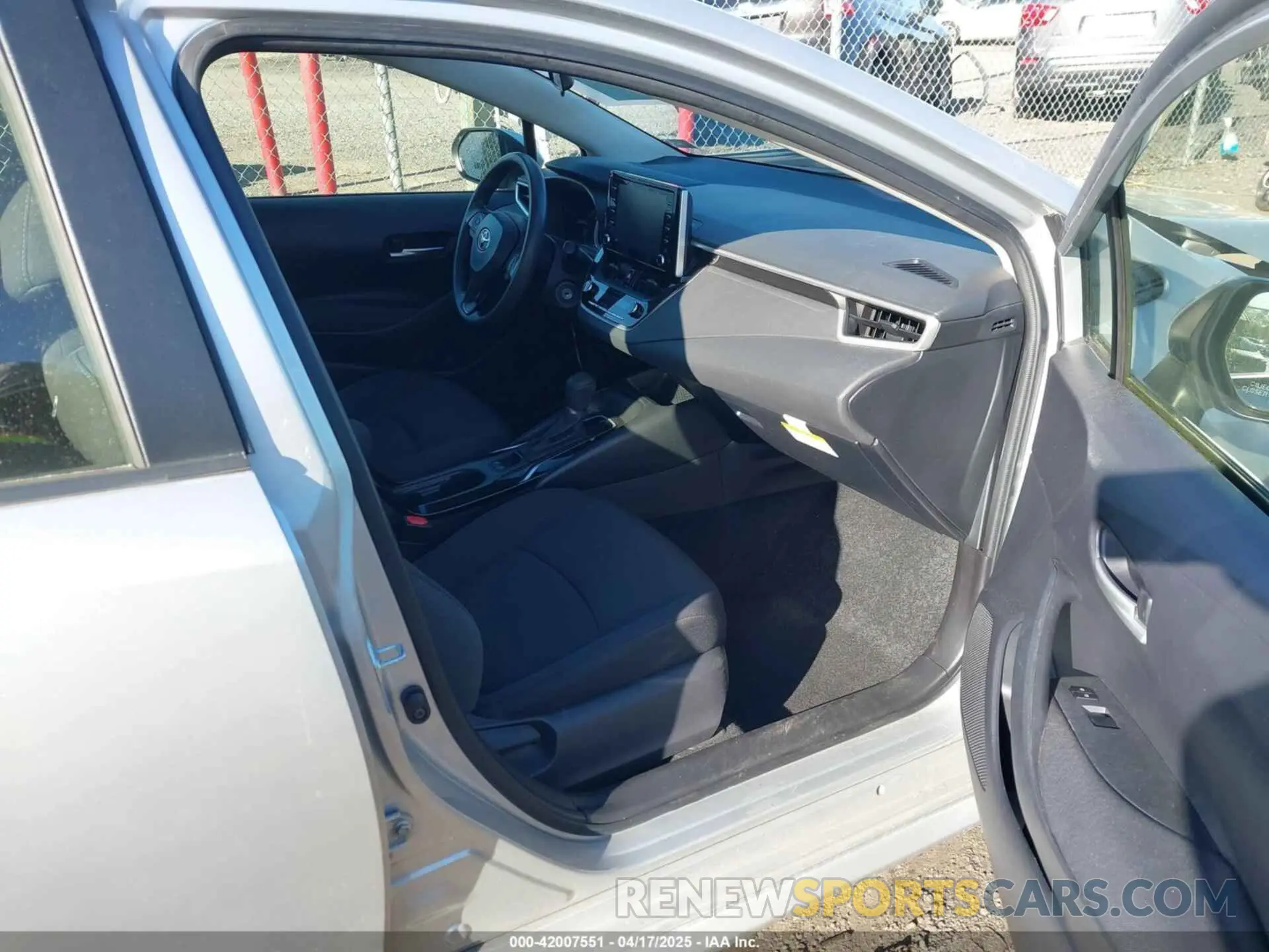 5 Фотография поврежденного автомобиля JTDEPRAE9LJ078792 TOYOTA COROLLA 2020
