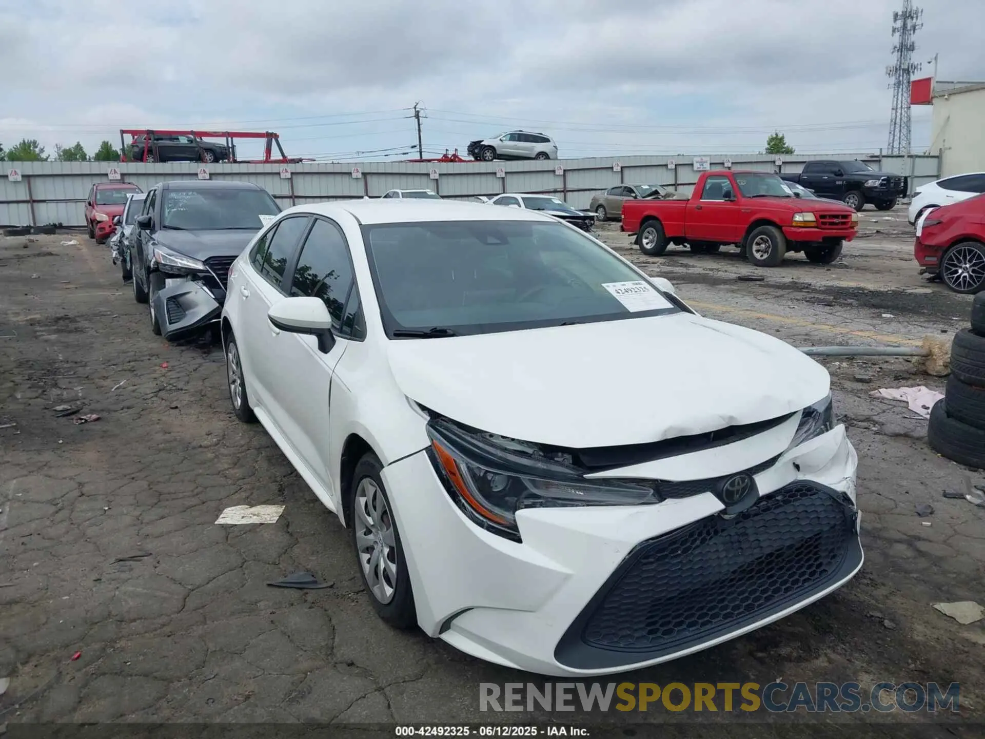 1 Photograph of a damaged car JTDEPRAE9LJ098878 TOYOTA COROLLA 2020