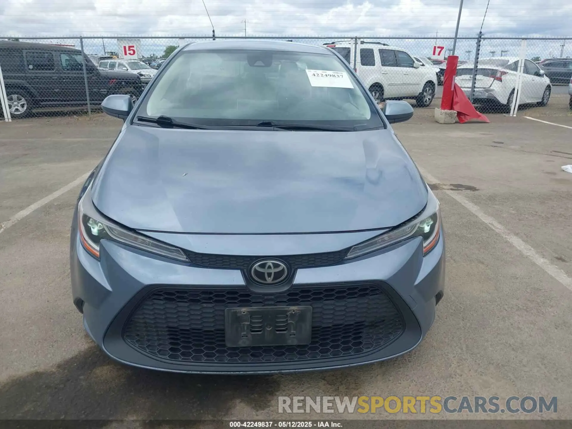 12 Фотография поврежденного автомобиля JTDEPRAE9LJ116683 TOYOTA COROLLA 2020