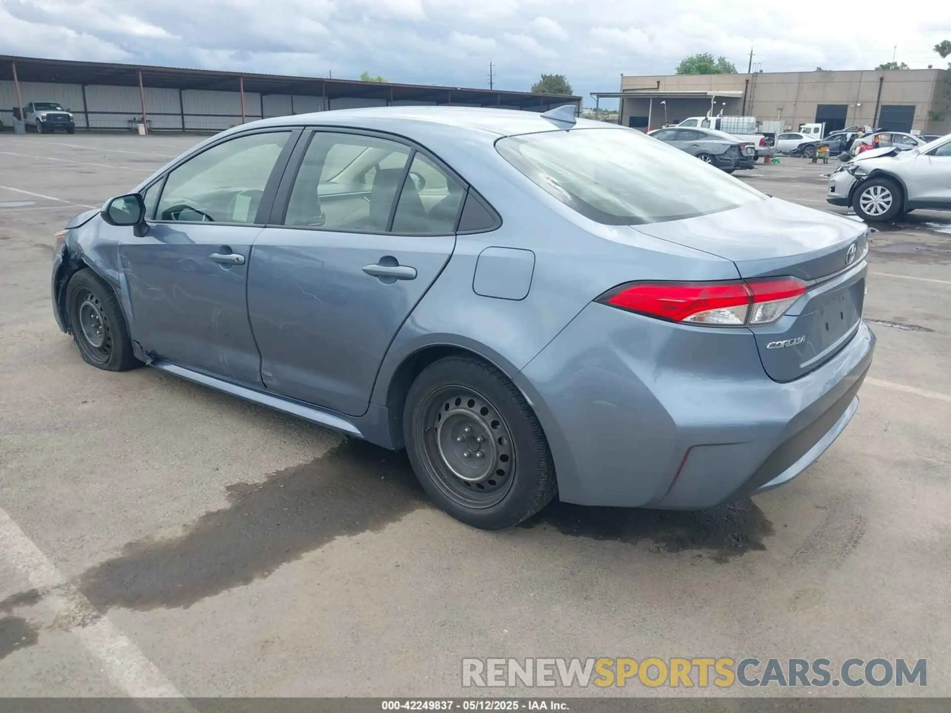 3 Фотография поврежденного автомобиля JTDEPRAE9LJ116683 TOYOTA COROLLA 2020