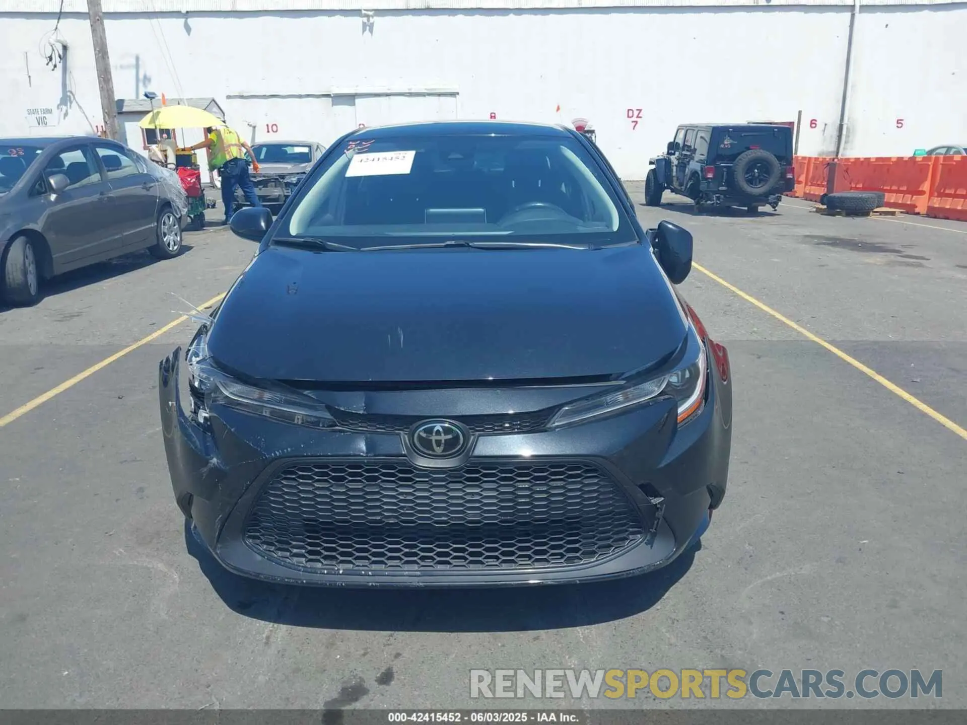 12 Photograph of a damaged car JTDEPRAEXLJ013918 TOYOTA COROLLA 2020