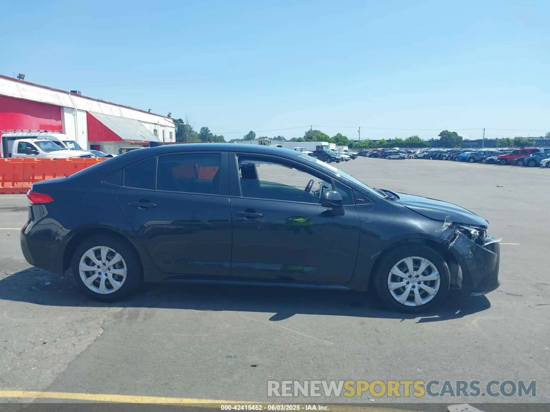 13 Photograph of a damaged car JTDEPRAEXLJ013918 TOYOTA COROLLA 2020