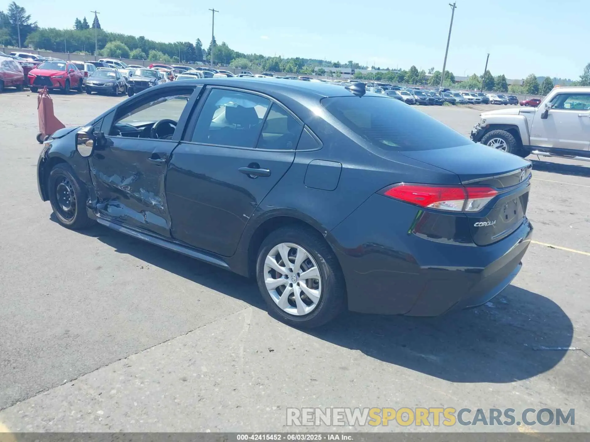 3 Photograph of a damaged car JTDEPRAEXLJ013918 TOYOTA COROLLA 2020