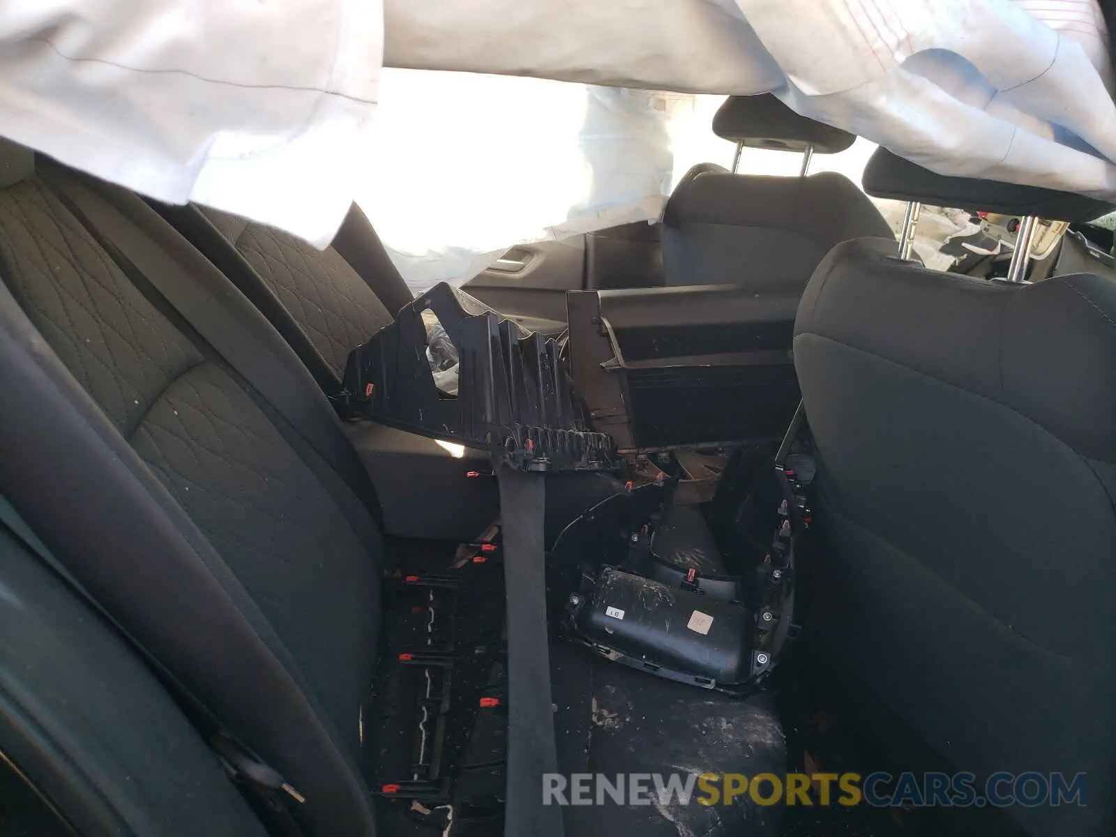 6 Photograph of a damaged car JTDEPRAEXLJ020948 TOYOTA COROLLA 2020
