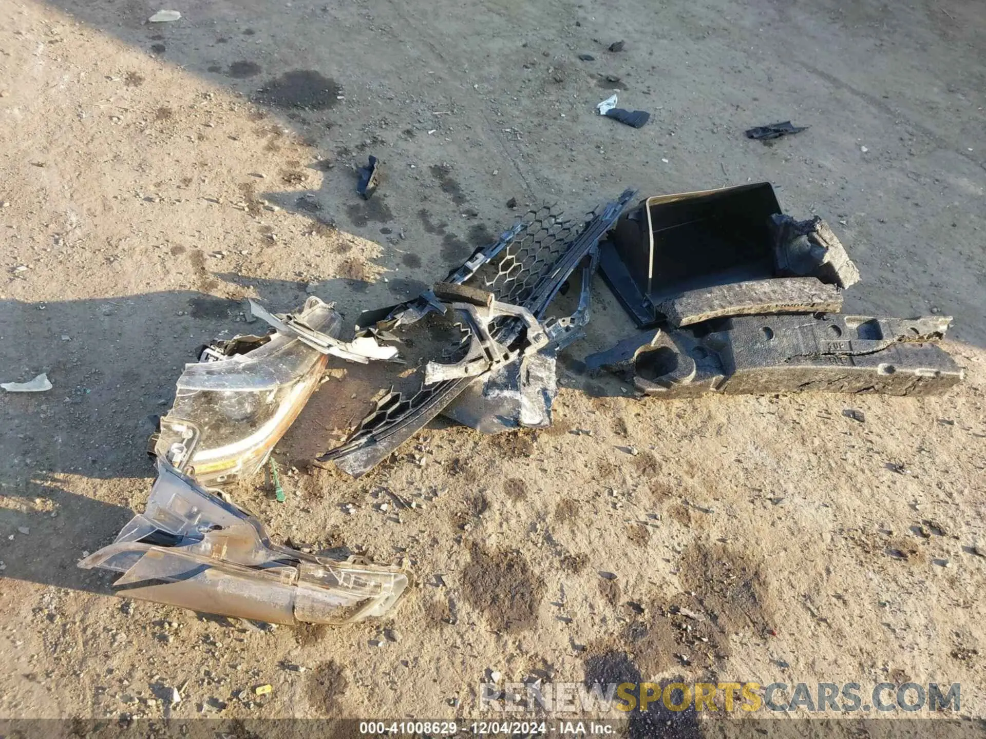 11 Photograph of a damaged car JTDEPRAEXLJ024644 TOYOTA COROLLA 2020
