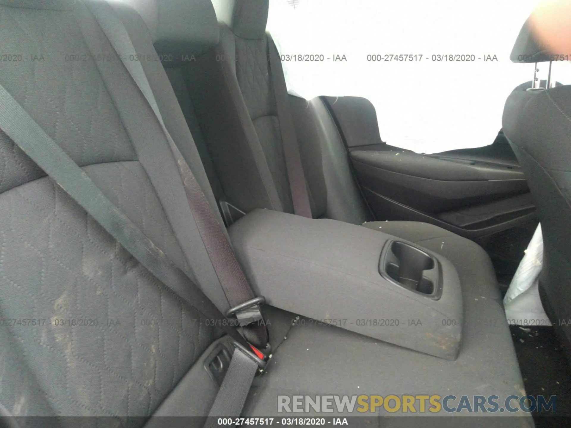 8 Photograph of a damaged car JTDEPRAEXLJ030668 TOYOTA COROLLA 2020