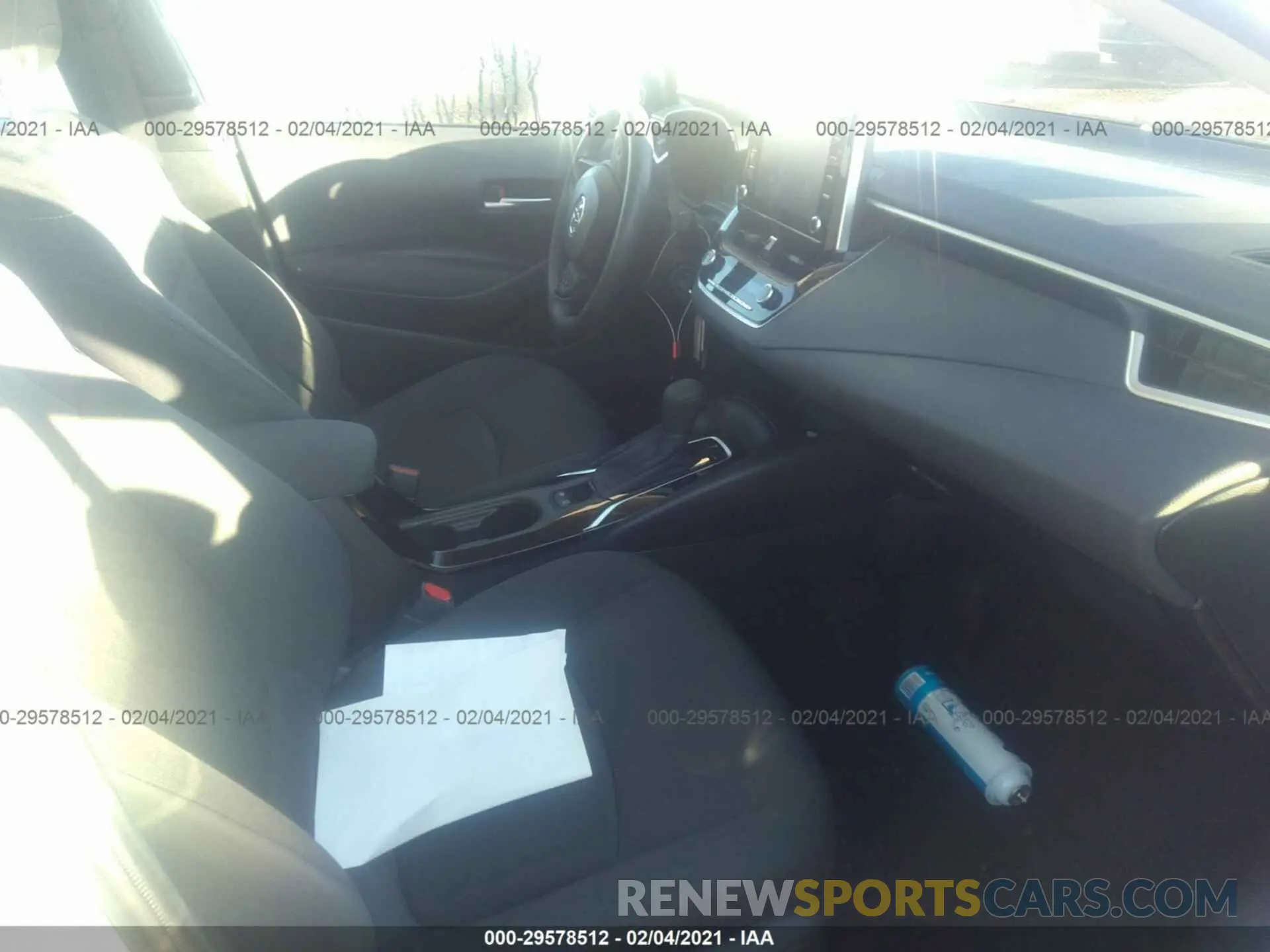 5 Photograph of a damaged car JTDEPRAEXLJ039760 TOYOTA COROLLA 2020