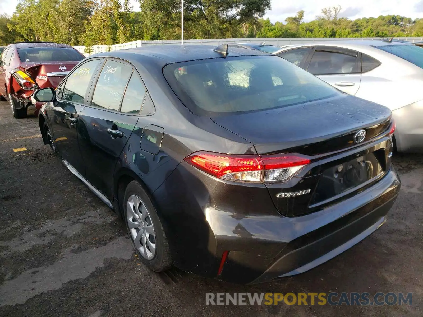 3 Photograph of a damaged car JTDEPRAEXLJ040102 TOYOTA COROLLA 2020