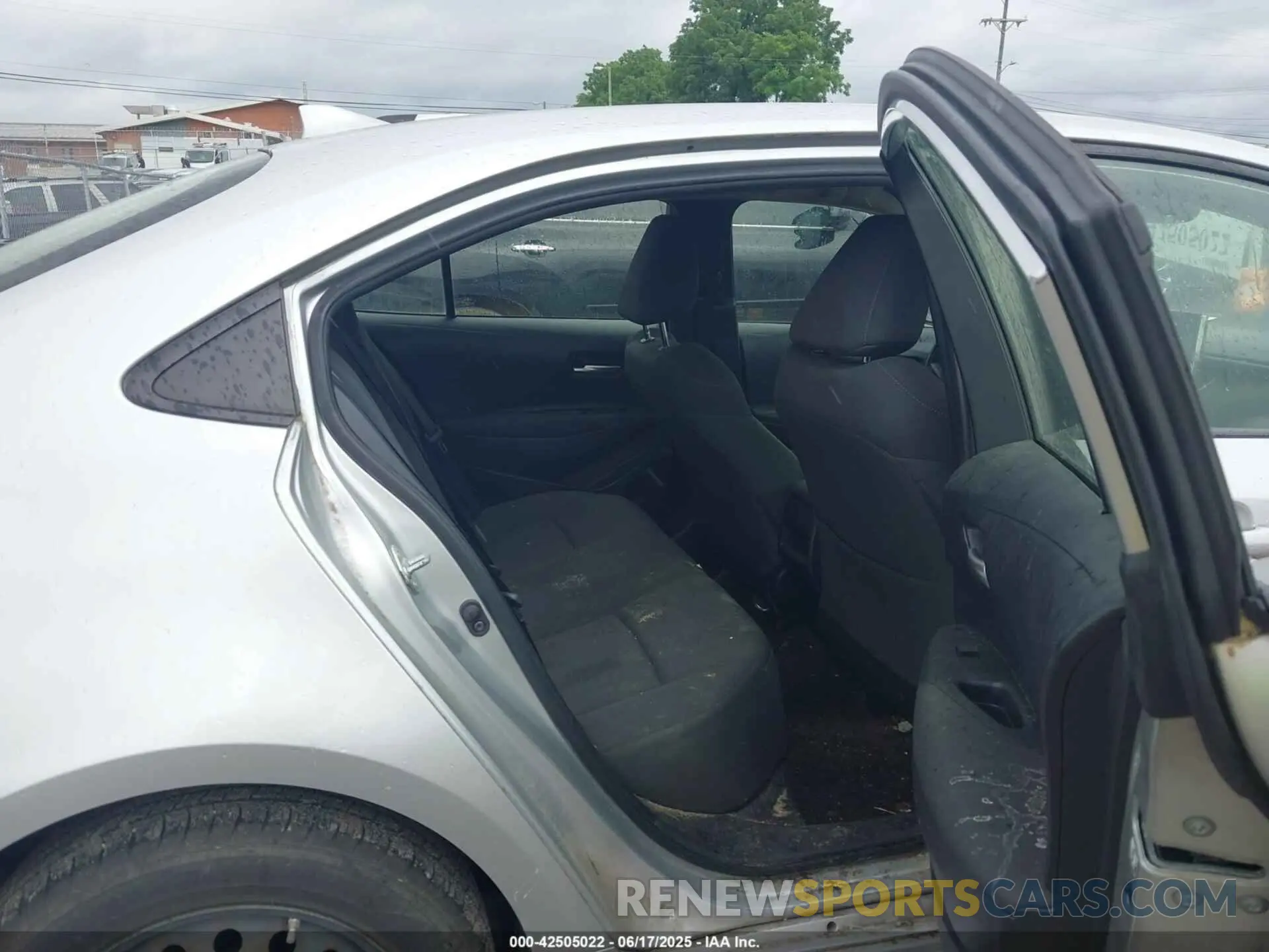 8 Photograph of a damaged car JTDEPRAEXLJ053500 TOYOTA COROLLA 2020