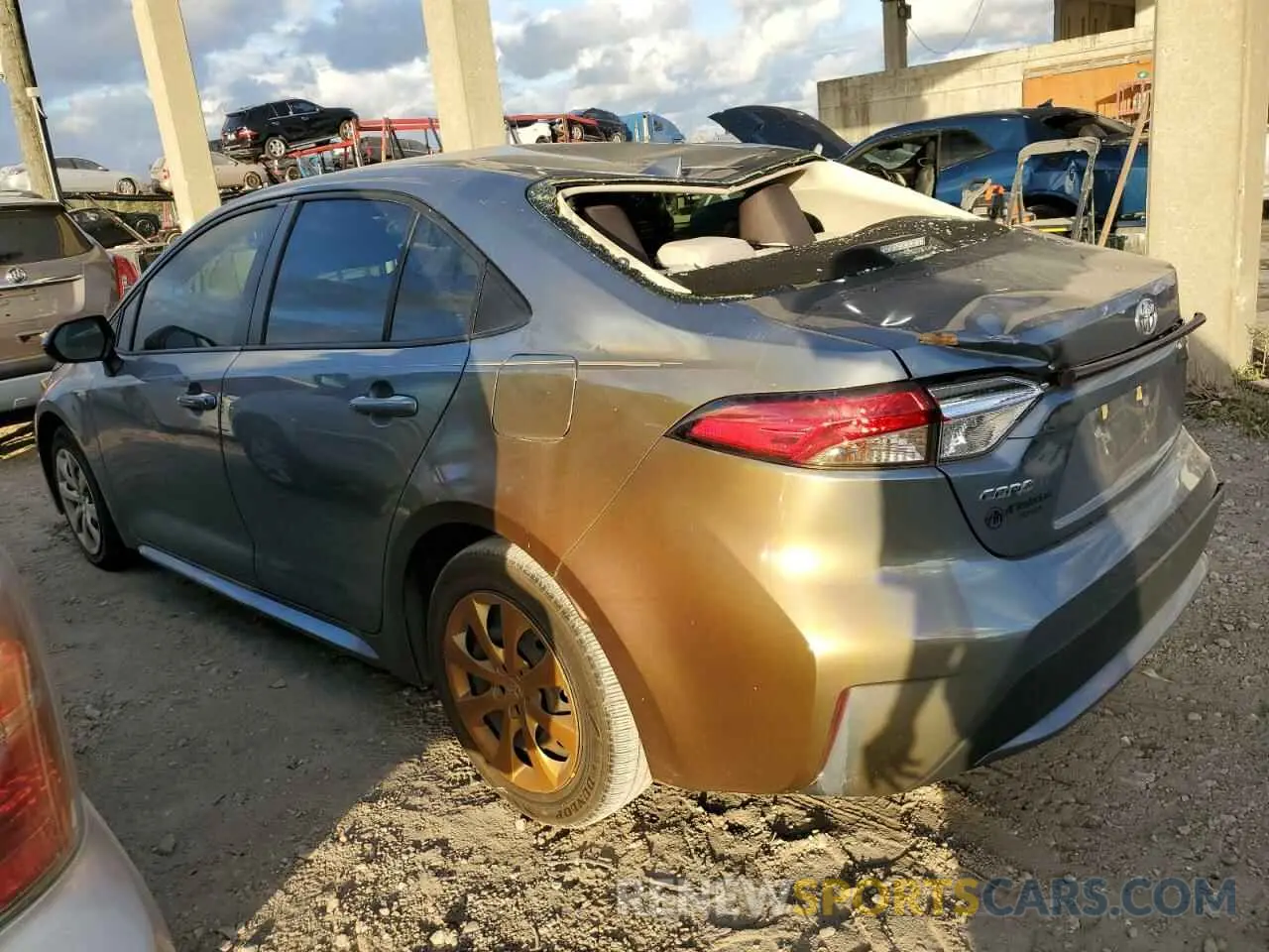 2 Photograph of a damaged car JTDEPRAEXLJ063153 TOYOTA COROLLA 2020
