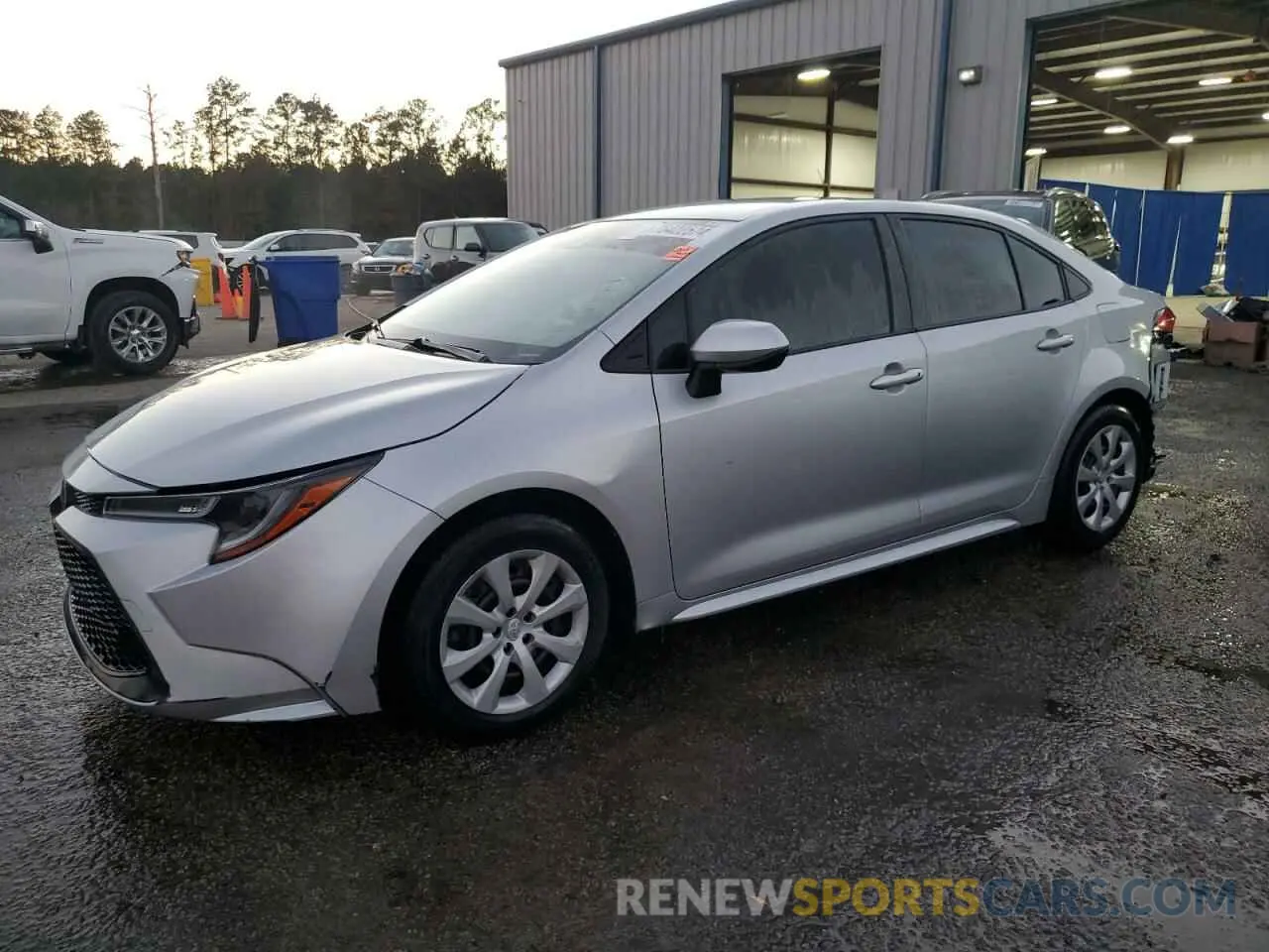 1 Photograph of a damaged car JTDEPRAEXLJ068420 TOYOTA COROLLA 2020