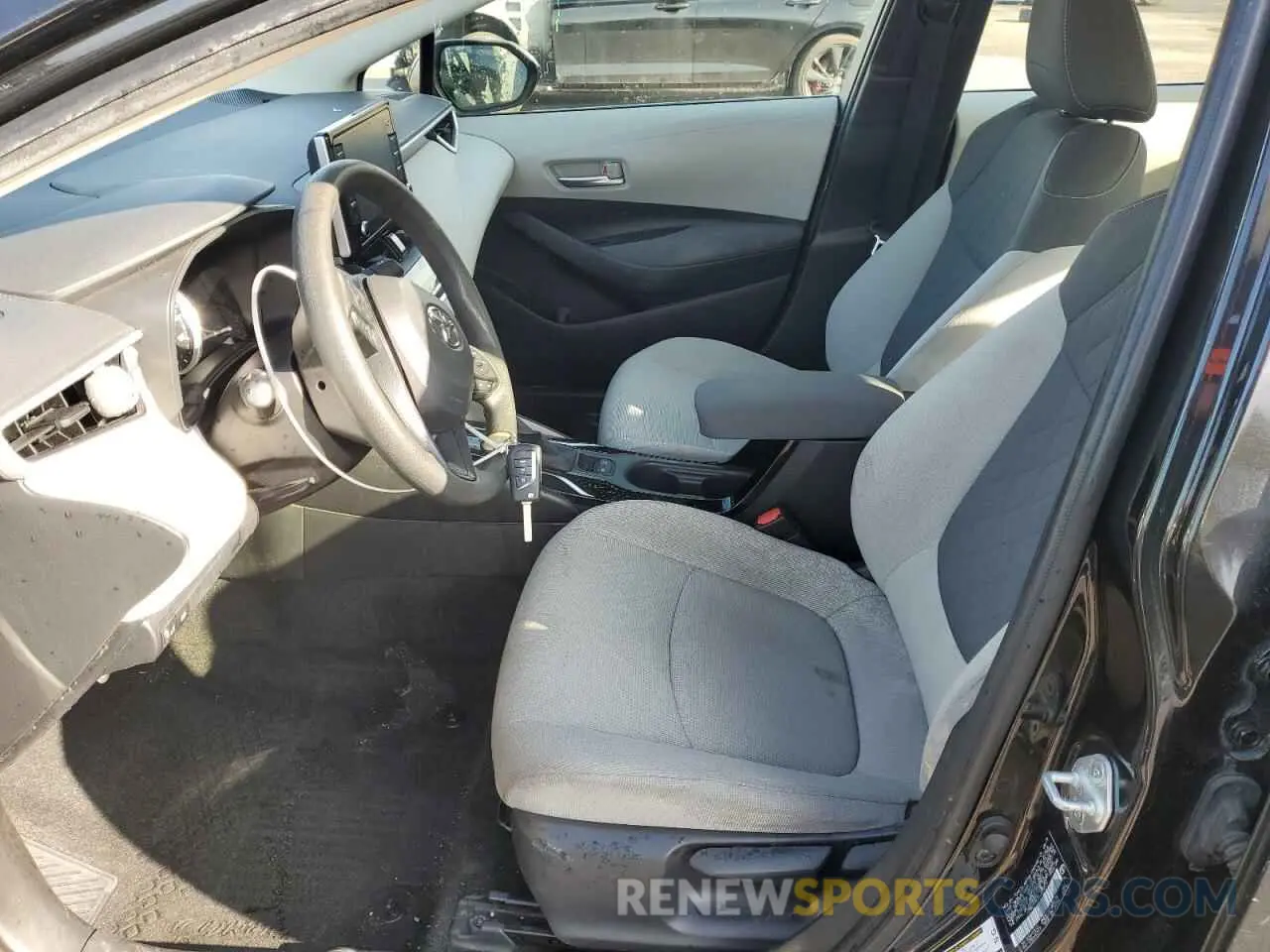 7 Фотография поврежденного автомобиля JTDEPRAEXLJ070572 TOYOTA COROLLA 2020