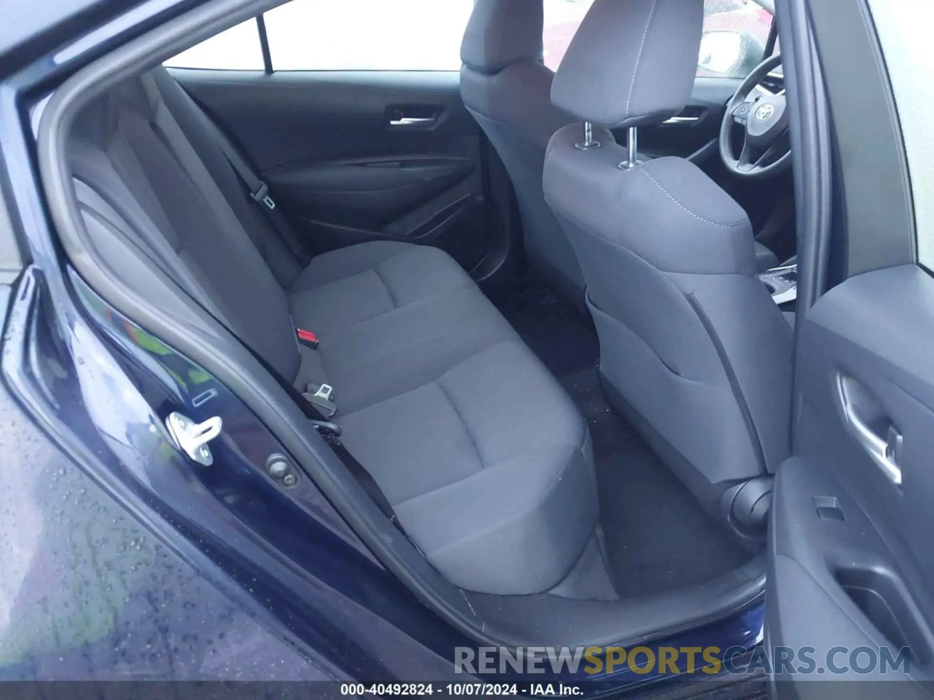 8 Photograph of a damaged car JTDEPRAEXLJ075366 TOYOTA COROLLA 2020