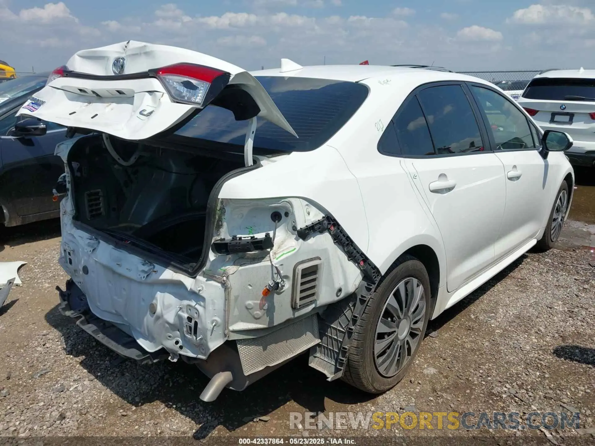 4 Фотография поврежденного автомобиля JTDEPRAEXLJ086075 TOYOTA COROLLA 2020