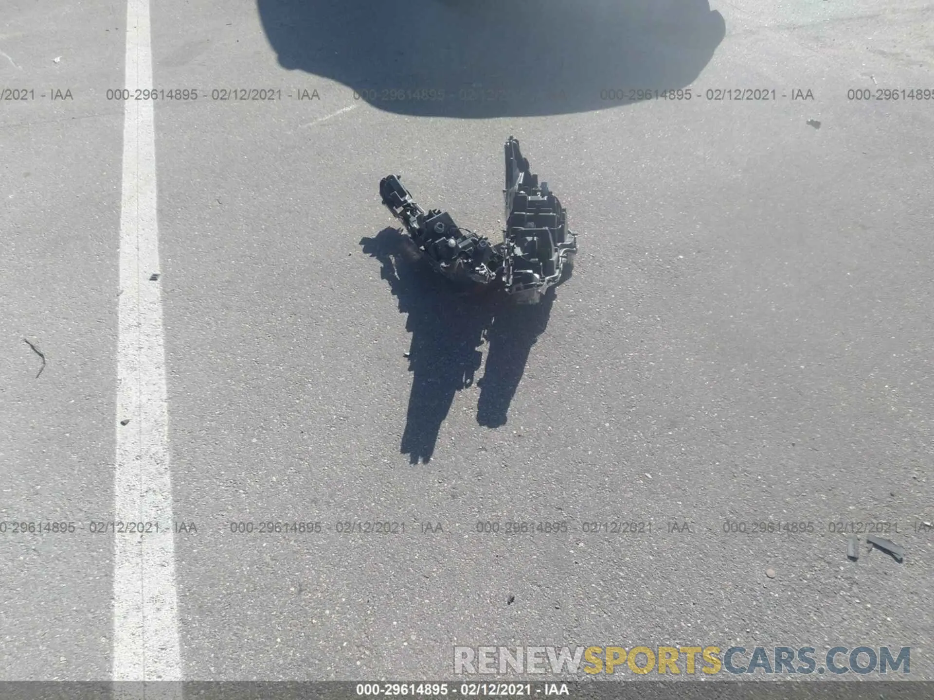 12 Photograph of a damaged car JTDEPRAEXLJ092197 TOYOTA COROLLA 2020