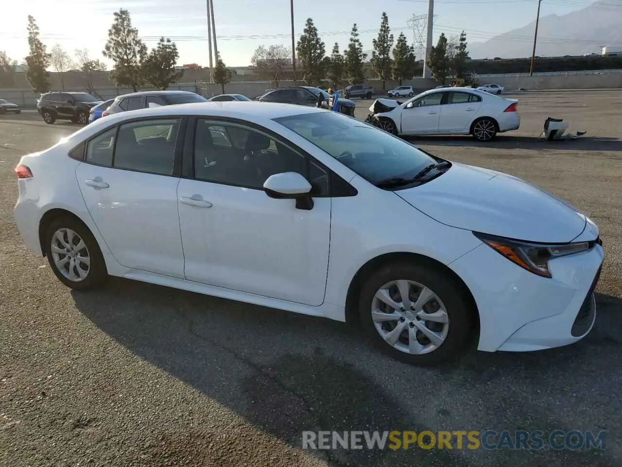 4 Фотография поврежденного автомобиля JTDEPRAEXLJ094791 TOYOTA COROLLA 2020