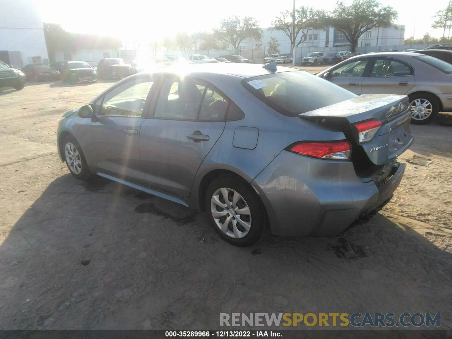 3 Photograph of a damaged car JTDEPRAEXLJ095567 TOYOTA COROLLA 2020