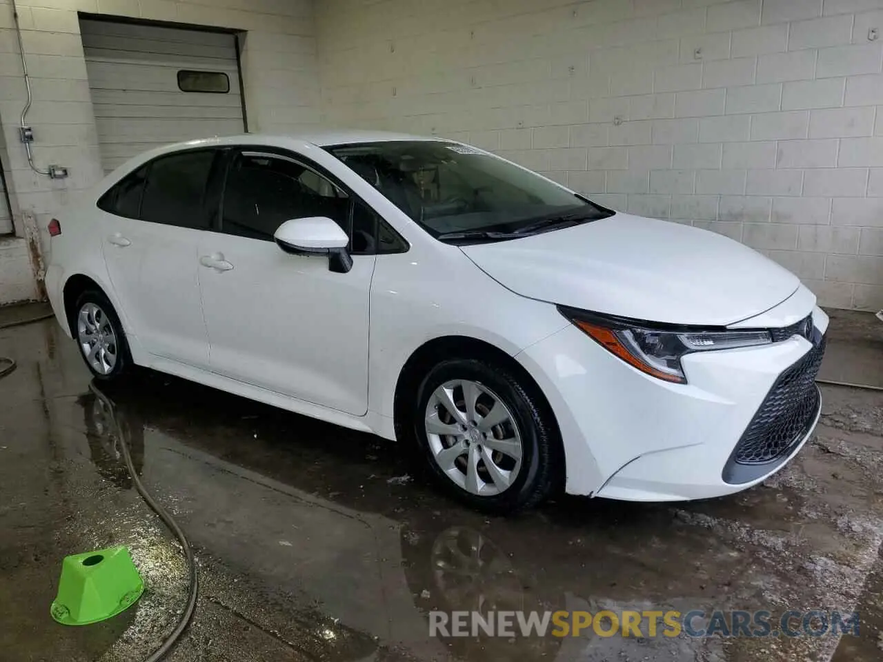 4 Photograph of a damaged car JTDEPRAEXLJ099909 TOYOTA COROLLA 2020