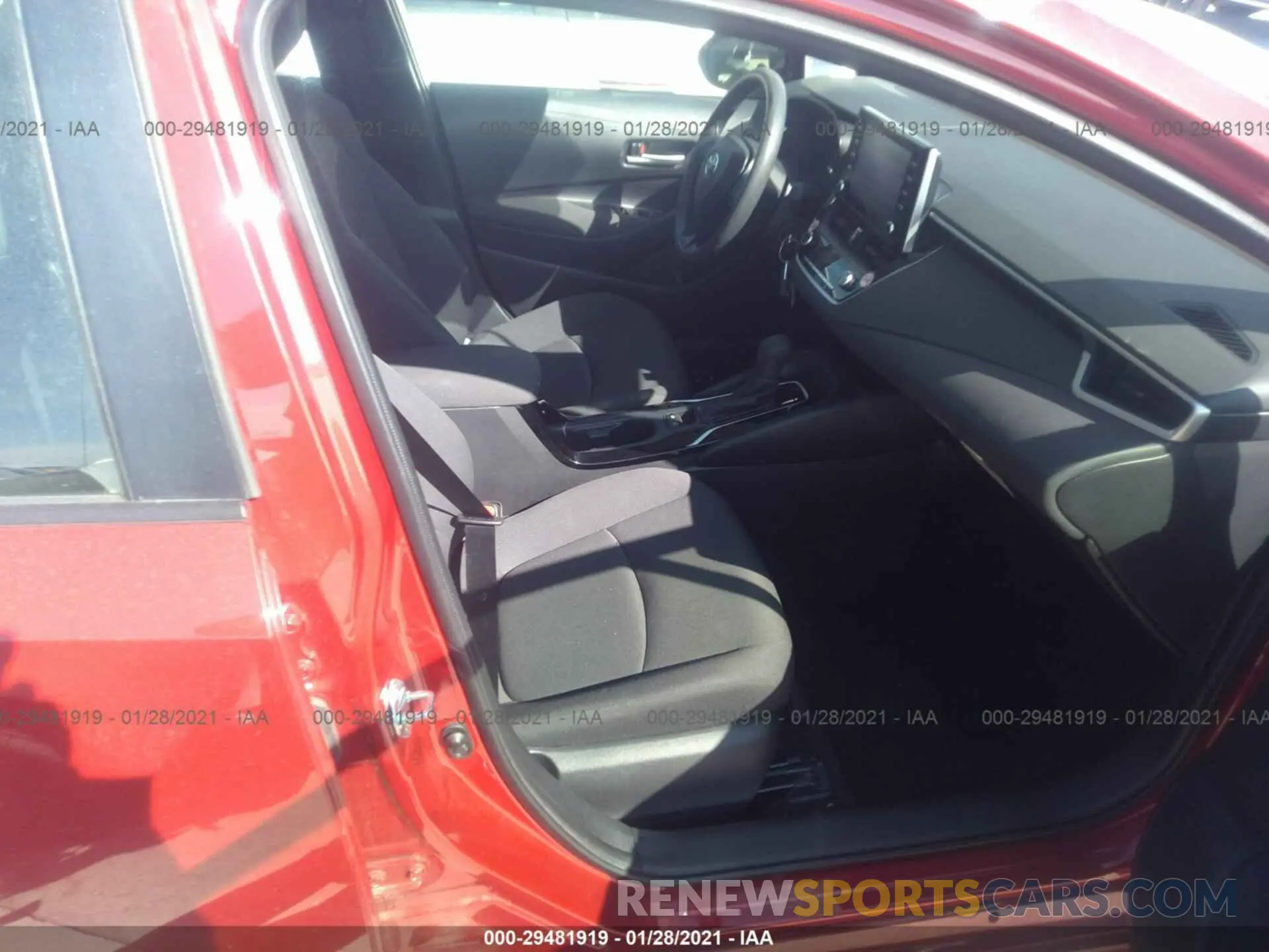 5 Photograph of a damaged car JTDEPRAEXLJ099988 TOYOTA COROLLA 2020