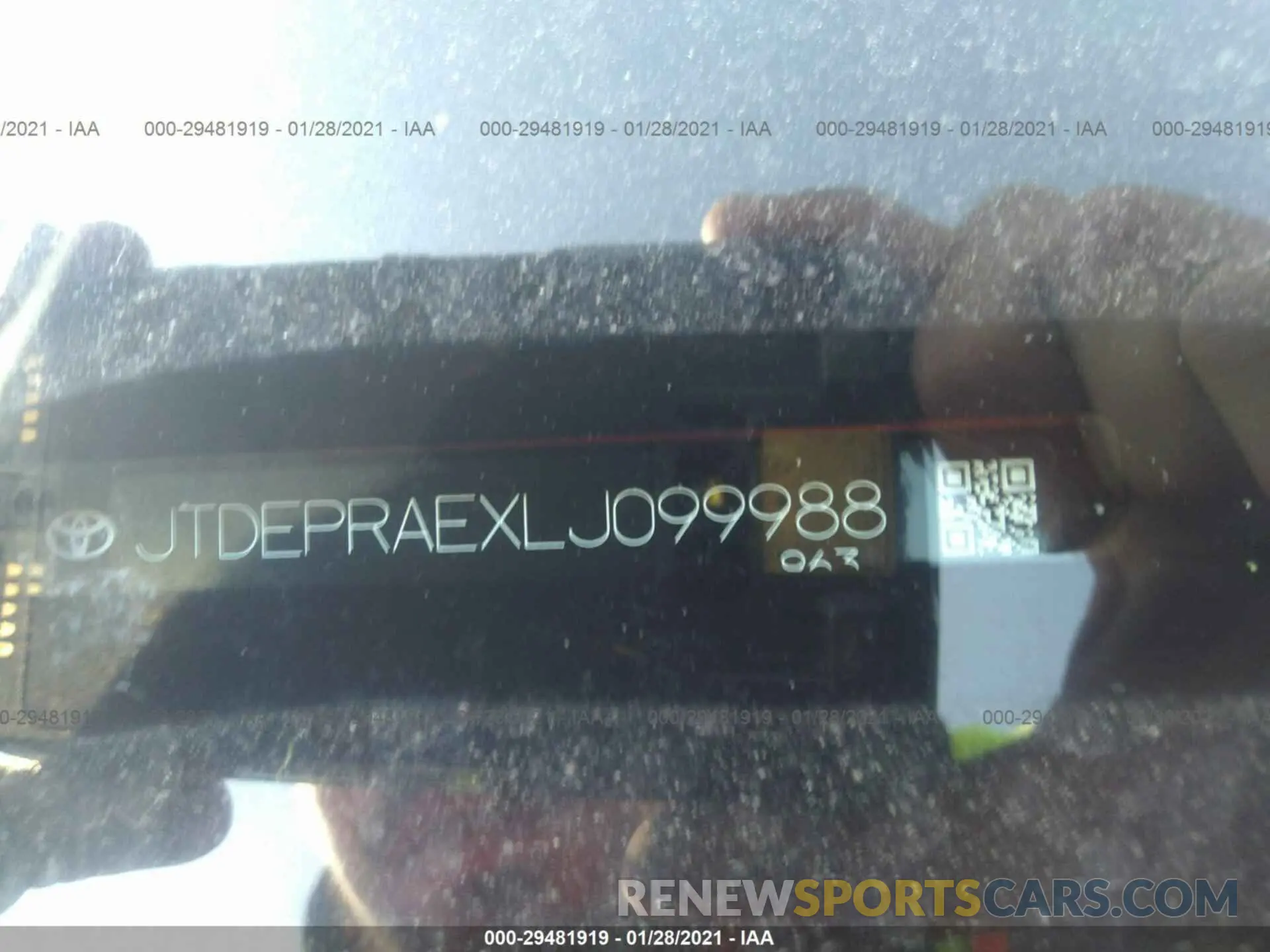 9 Photograph of a damaged car JTDEPRAEXLJ099988 TOYOTA COROLLA 2020