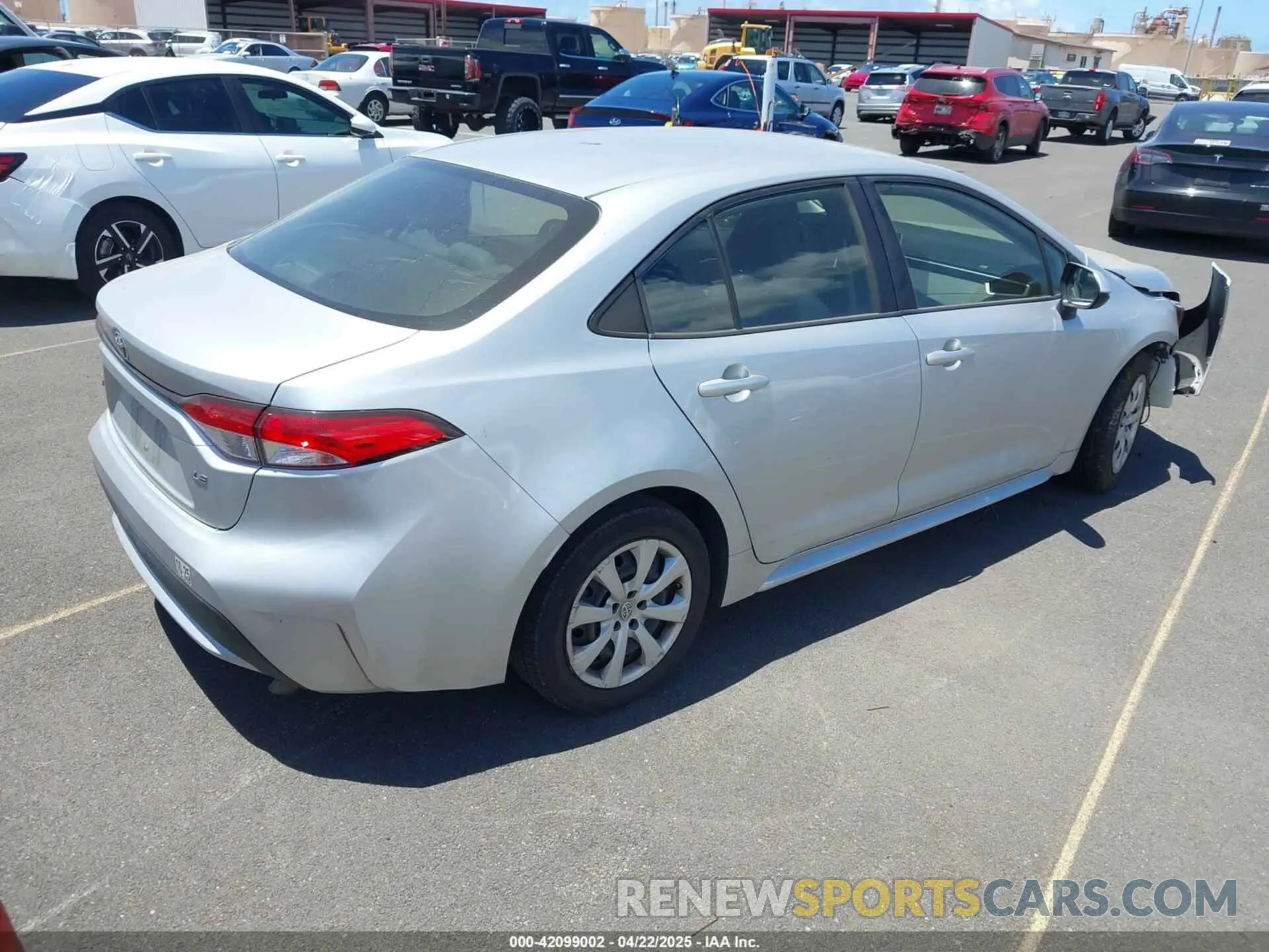 4 Photograph of a damaged car JTDEPRAEXLJ109614 TOYOTA COROLLA 2020