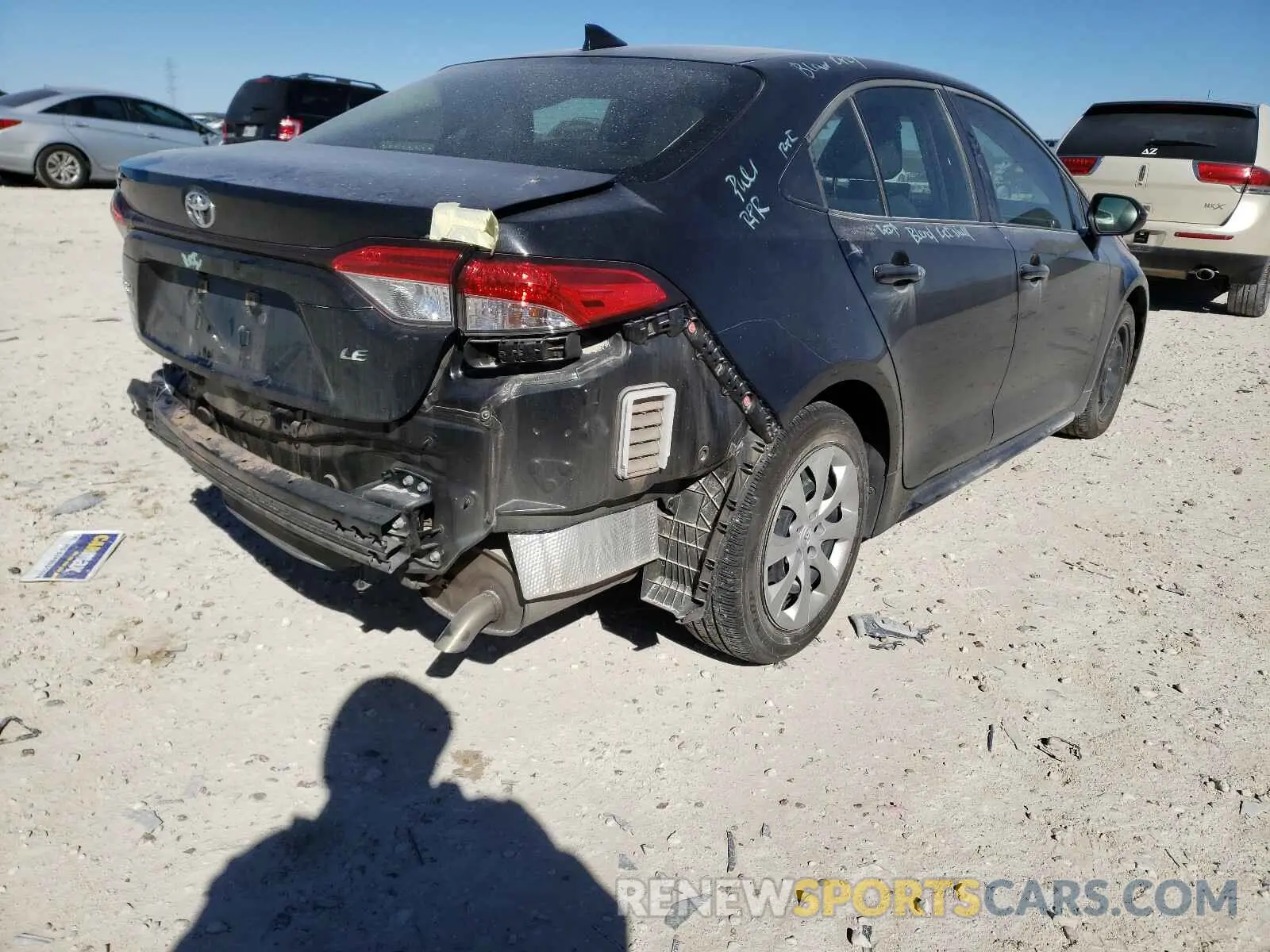 4 Photograph of a damaged car JTDEPRAEXLJ112917 TOYOTA COROLLA 2020