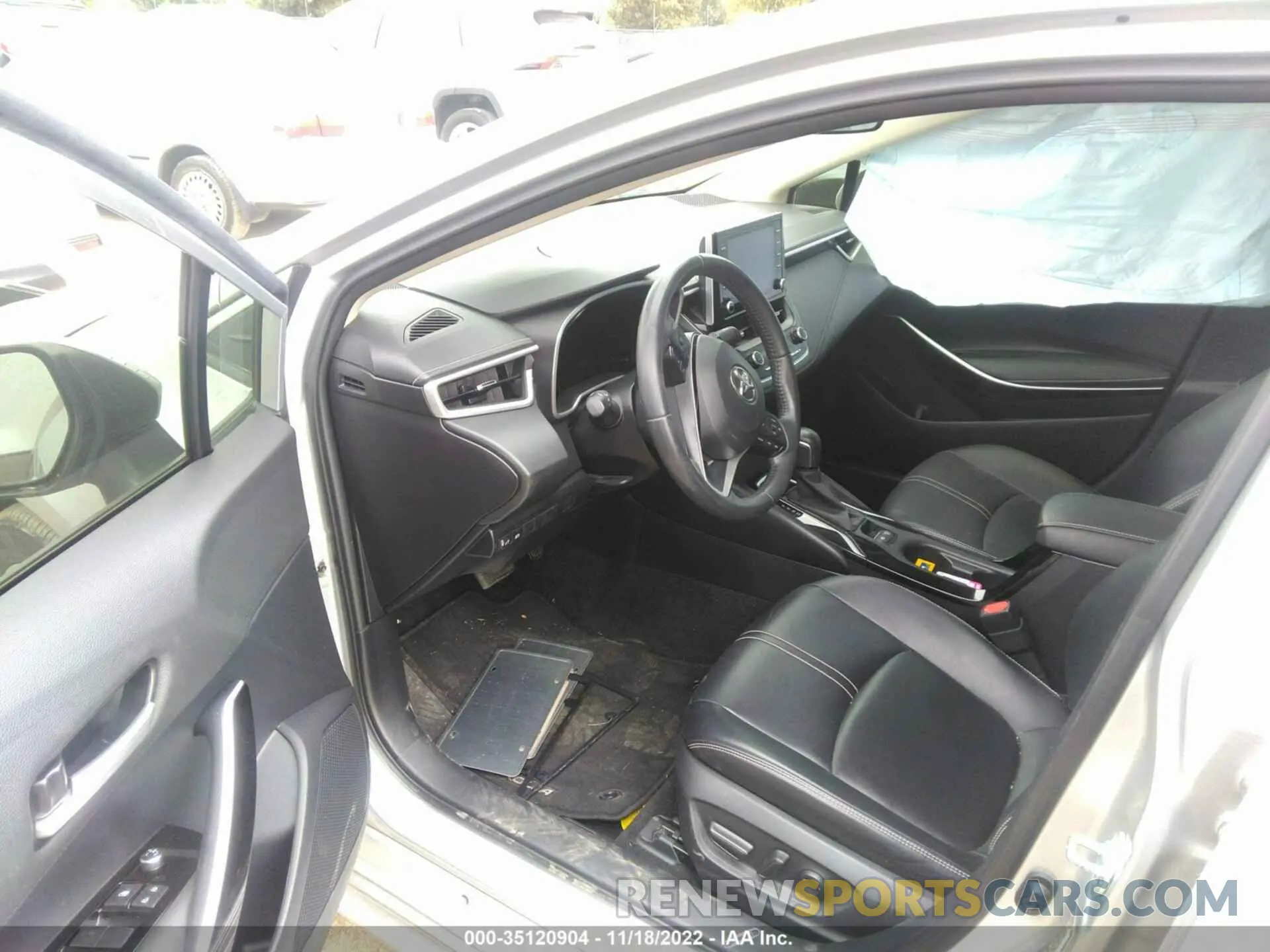 5 Photograph of a damaged car JTDFPRAE4LJ018505 TOYOTA COROLLA 2020
