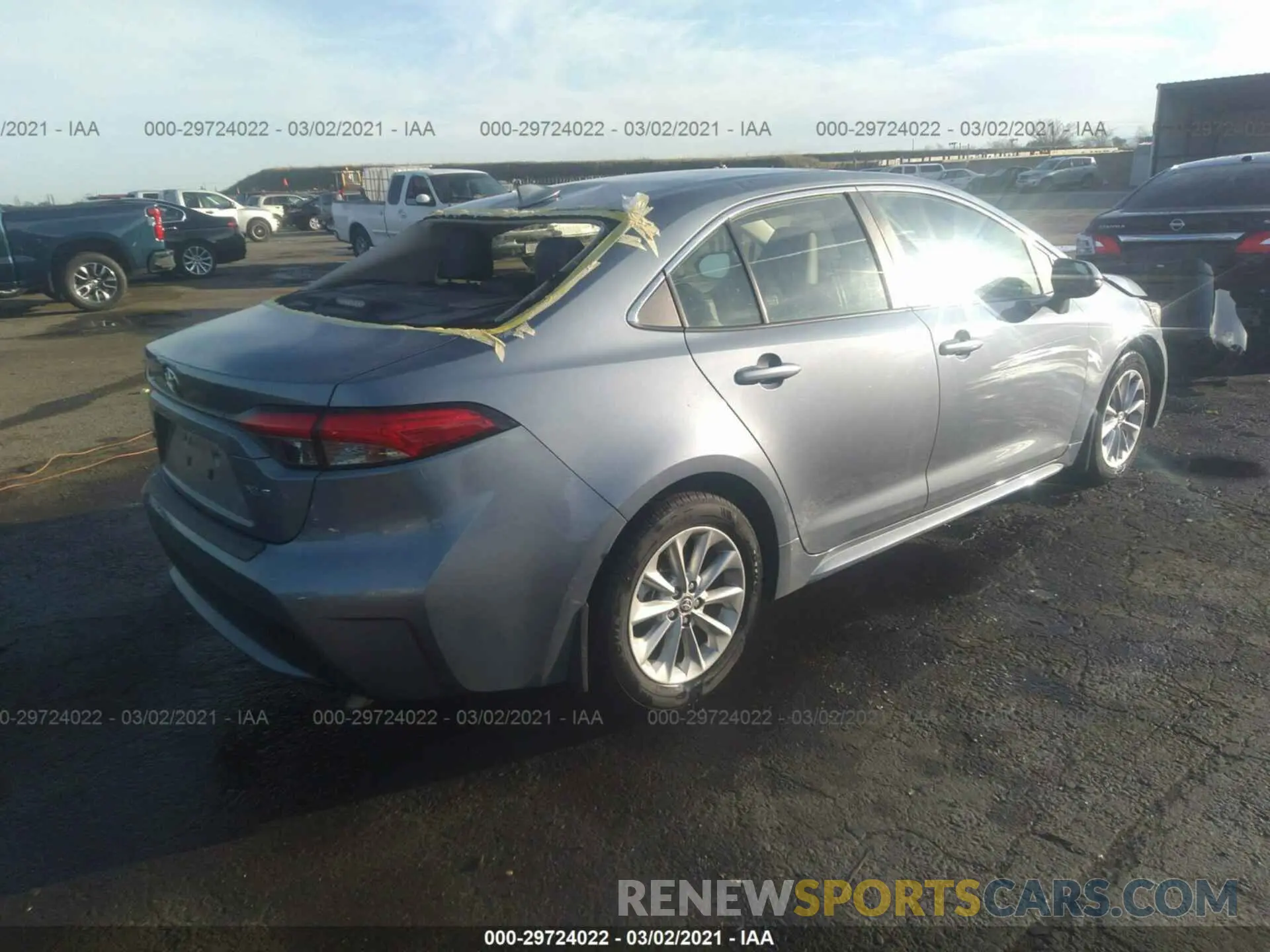4 Photograph of a damaged car JTDFPRAE4LJ031657 TOYOTA COROLLA 2020