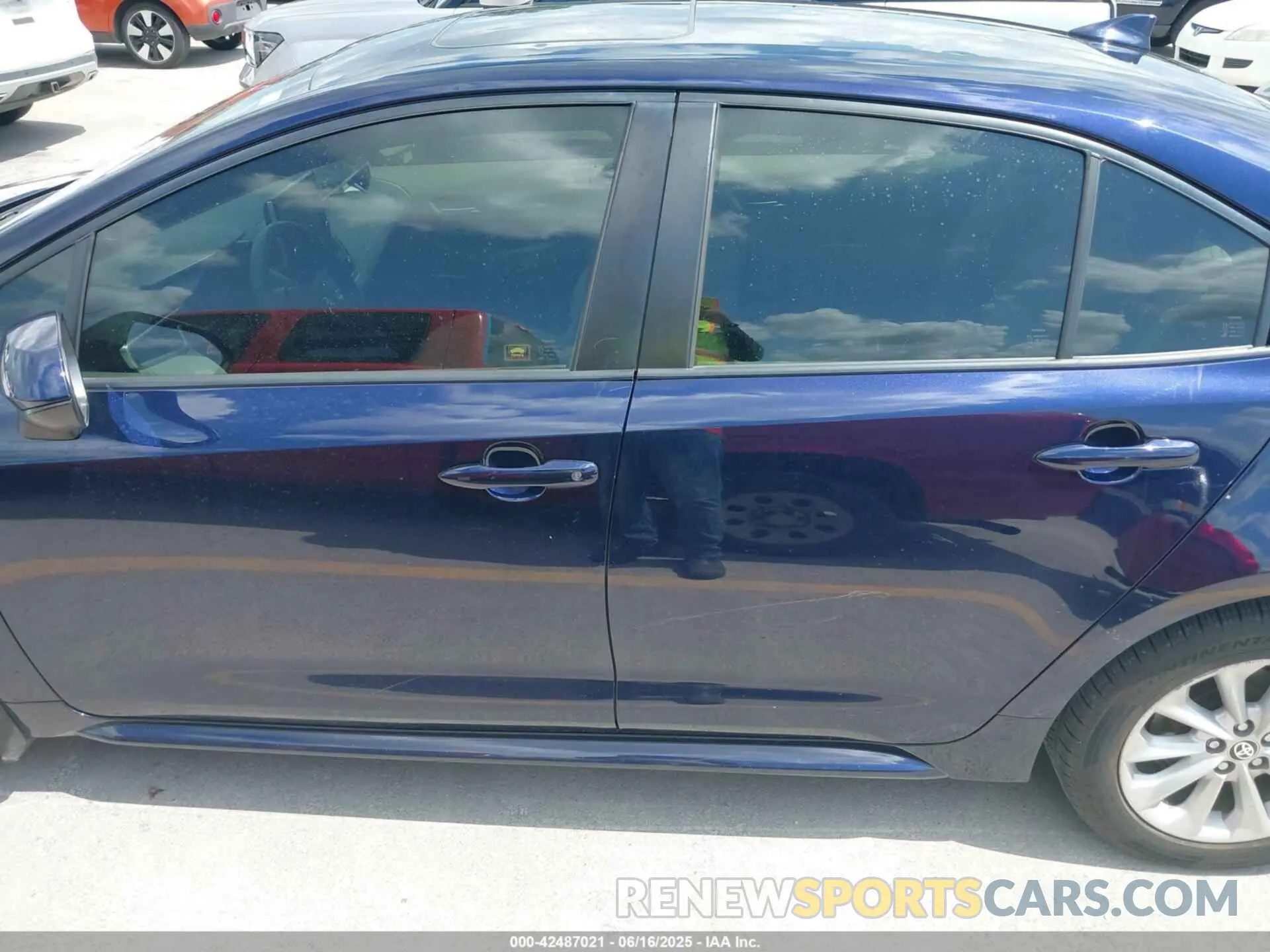 14 Photograph of a damaged car JTDHPRAE1LJ045802 TOYOTA COROLLA 2020