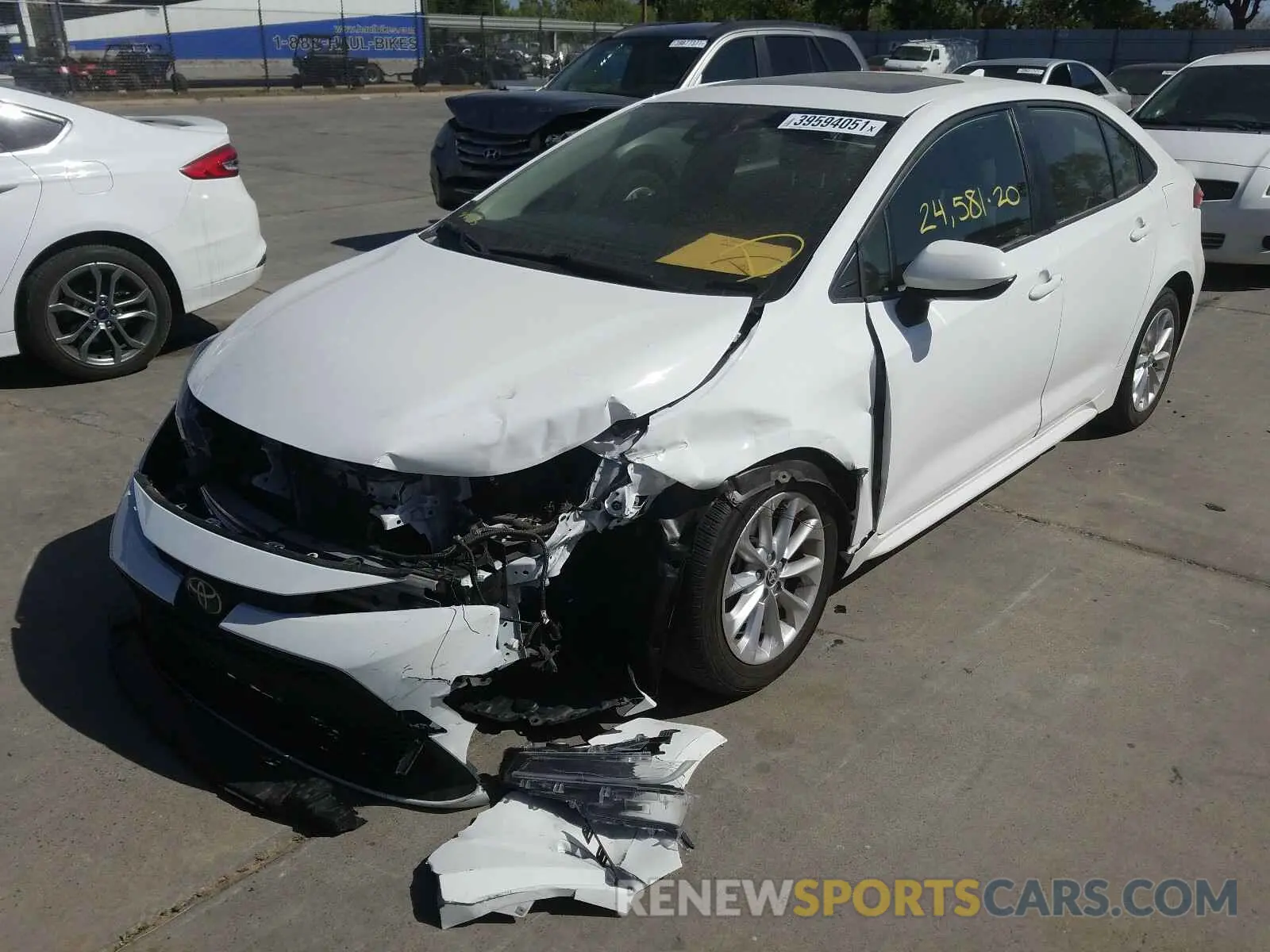 2 Photograph of a damaged car JTDHPRAE8LJ017186 TOYOTA COROLLA 2020