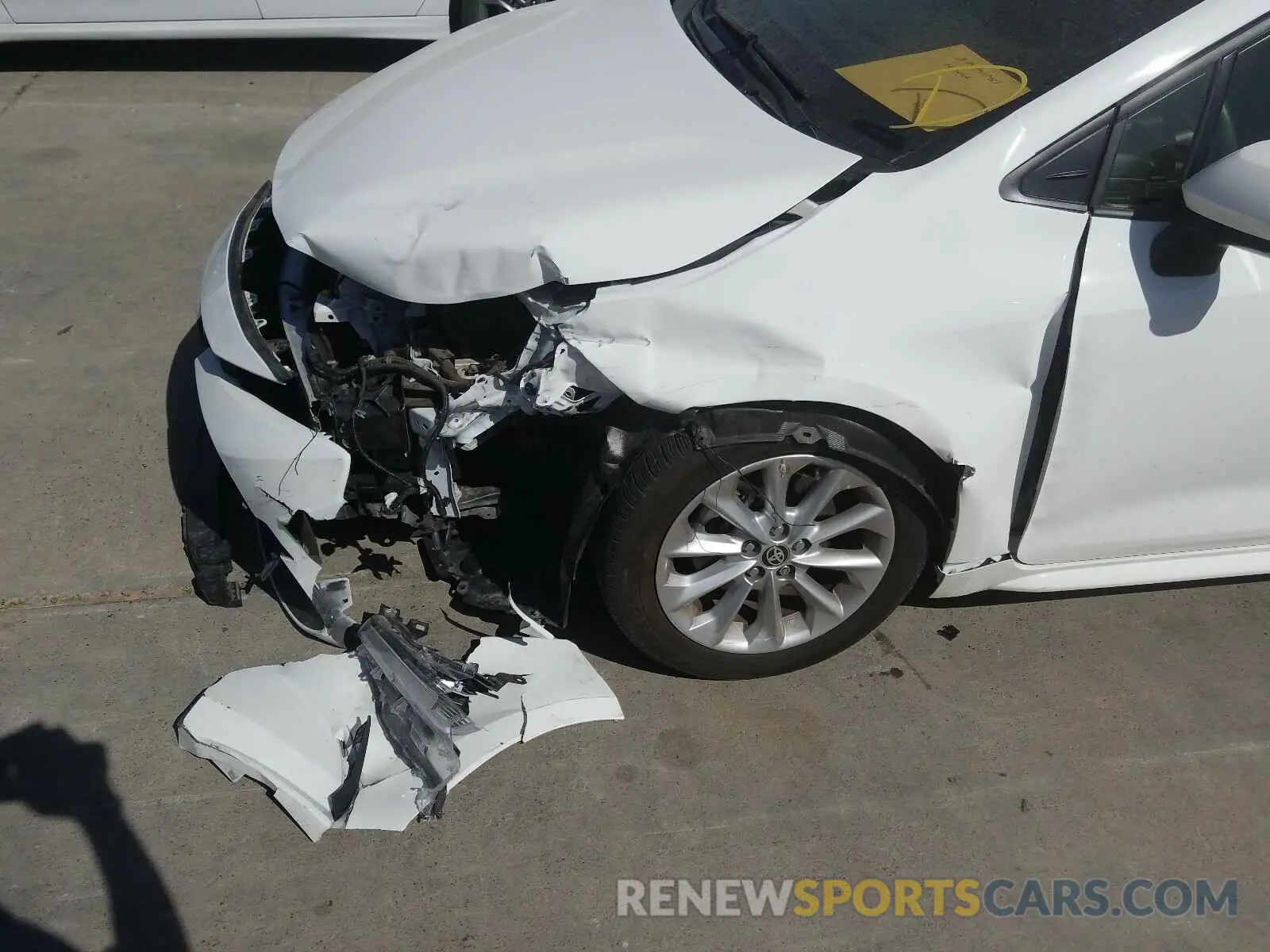 9 Photograph of a damaged car JTDHPRAE8LJ017186 TOYOTA COROLLA 2020