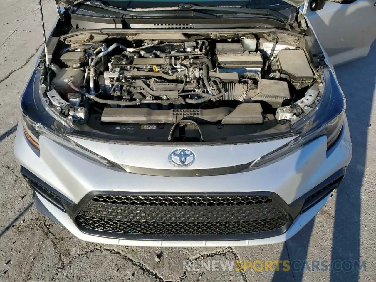 11 Photograph of a damaged car JTDM4RCE5LJ012158 TOYOTA COROLLA 2020