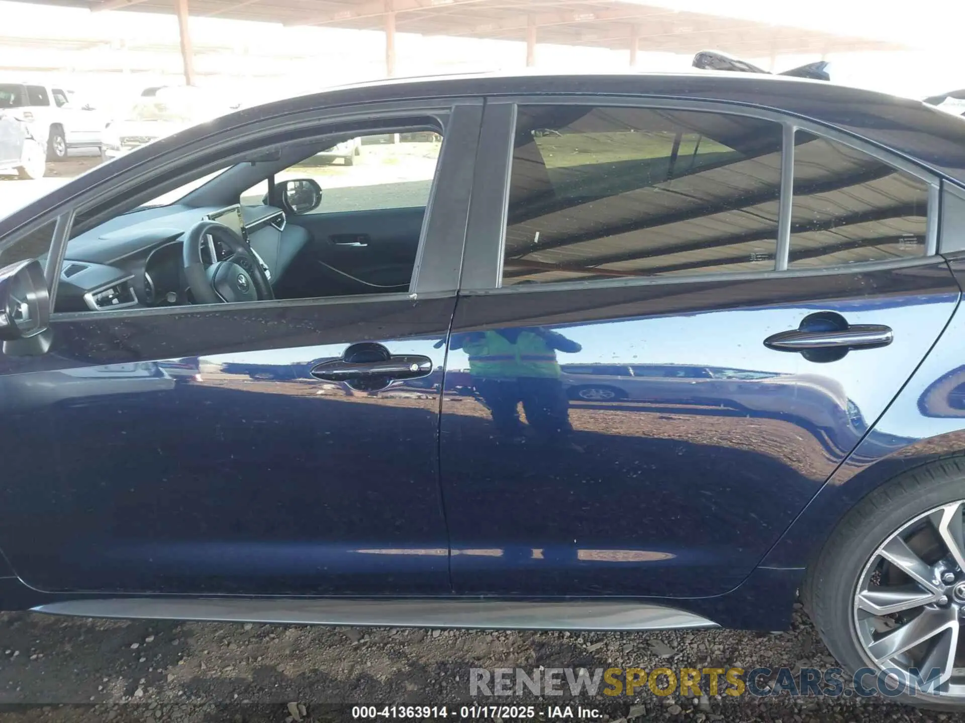 14 Photograph of a damaged car JTDP4RCE2LJ018609 TOYOTA COROLLA 2020