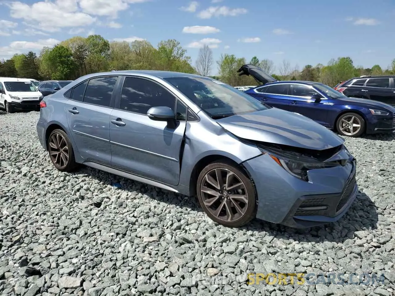 4 Photograph of a damaged car JTDP4RCE3LJ014553 TOYOTA COROLLA 2020
