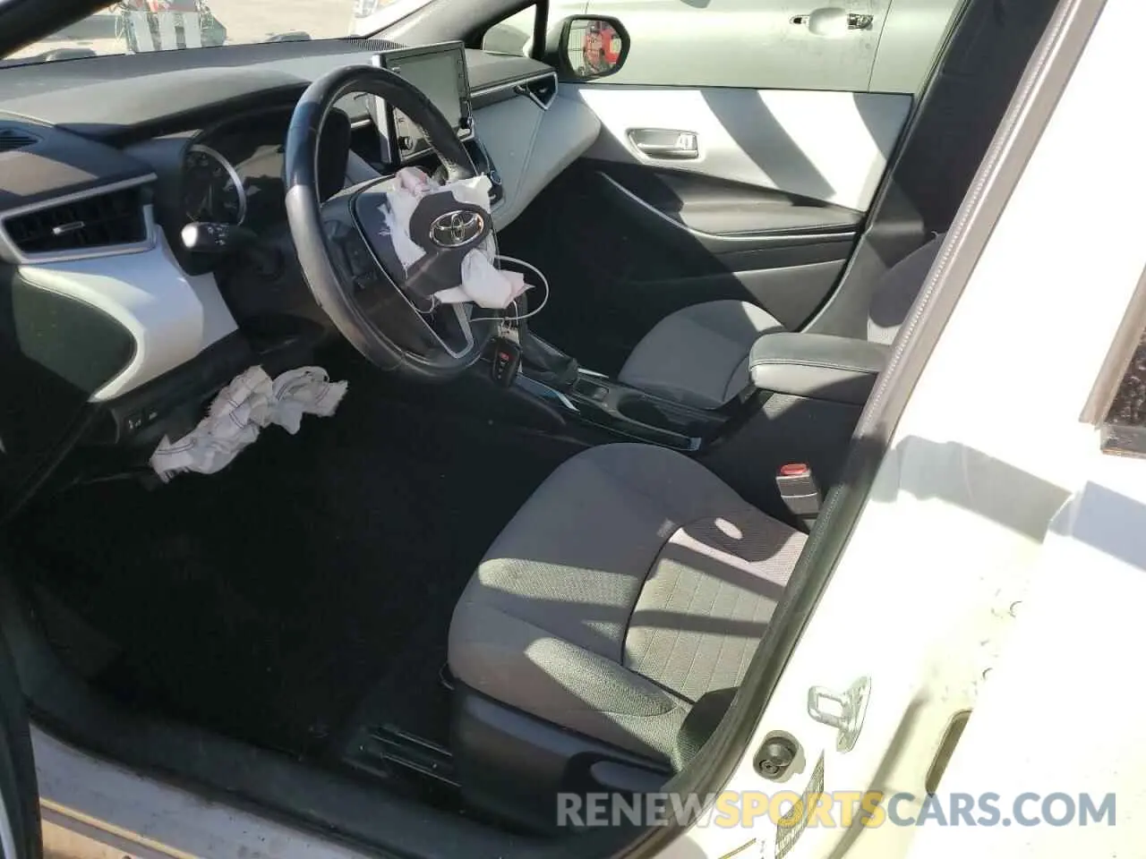 7 Photograph of a damaged car JTDP4RCE3LJ035421 TOYOTA COROLLA 2020