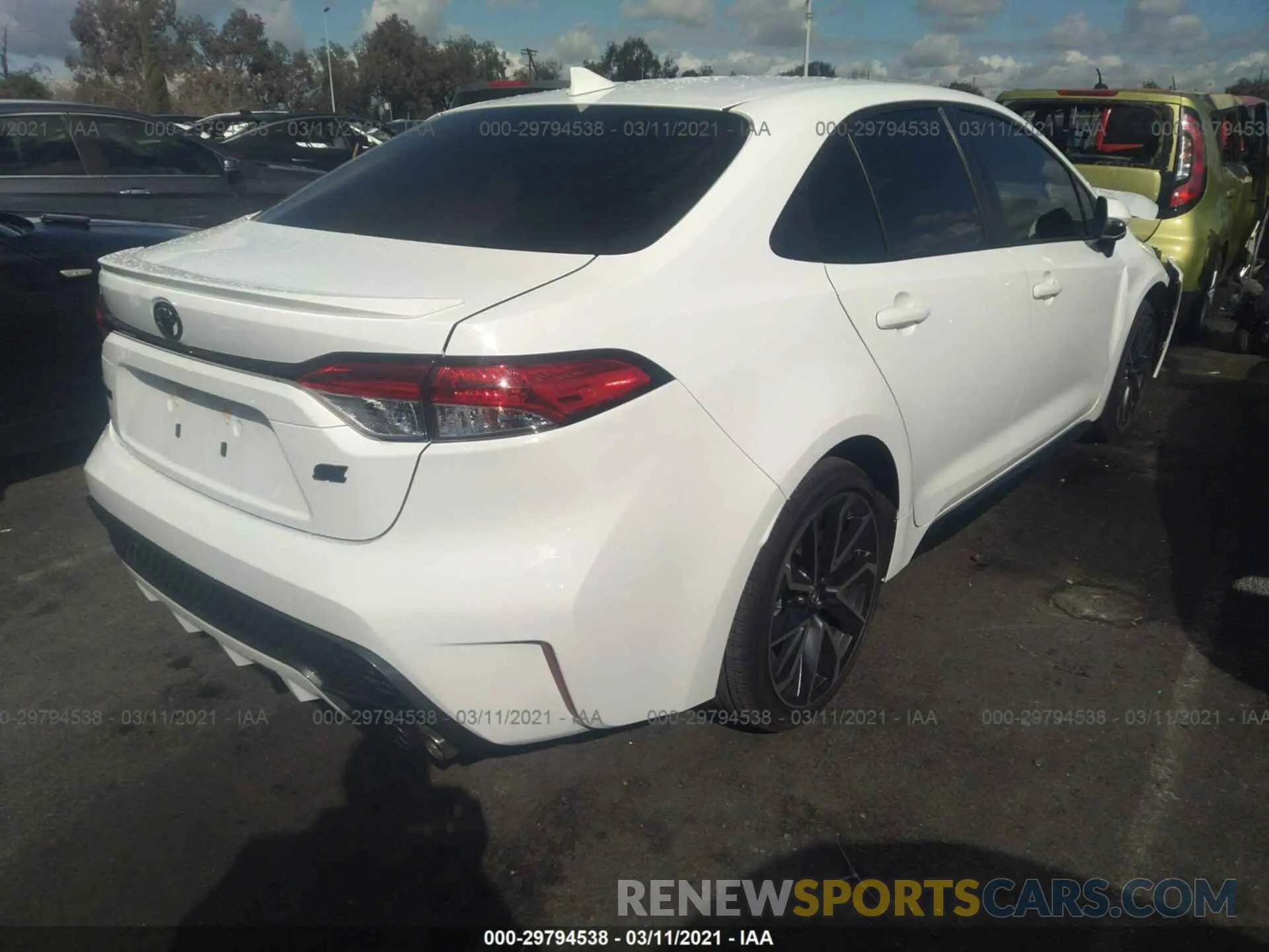 4 Photograph of a damaged car JTDP4RCE4LJ052924 TOYOTA COROLLA 2020