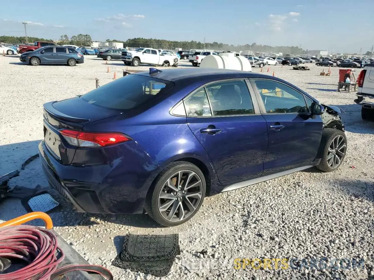 3 Photograph of a damaged car JTDP4RCE6LJ013235 TOYOTA COROLLA 2020