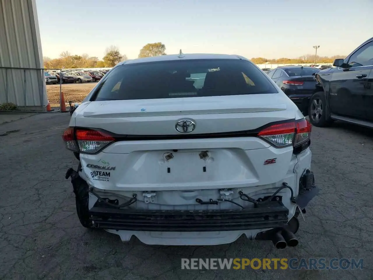 6 Photograph of a damaged car JTDP4RCE6LJ034179 TOYOTA COROLLA 2020