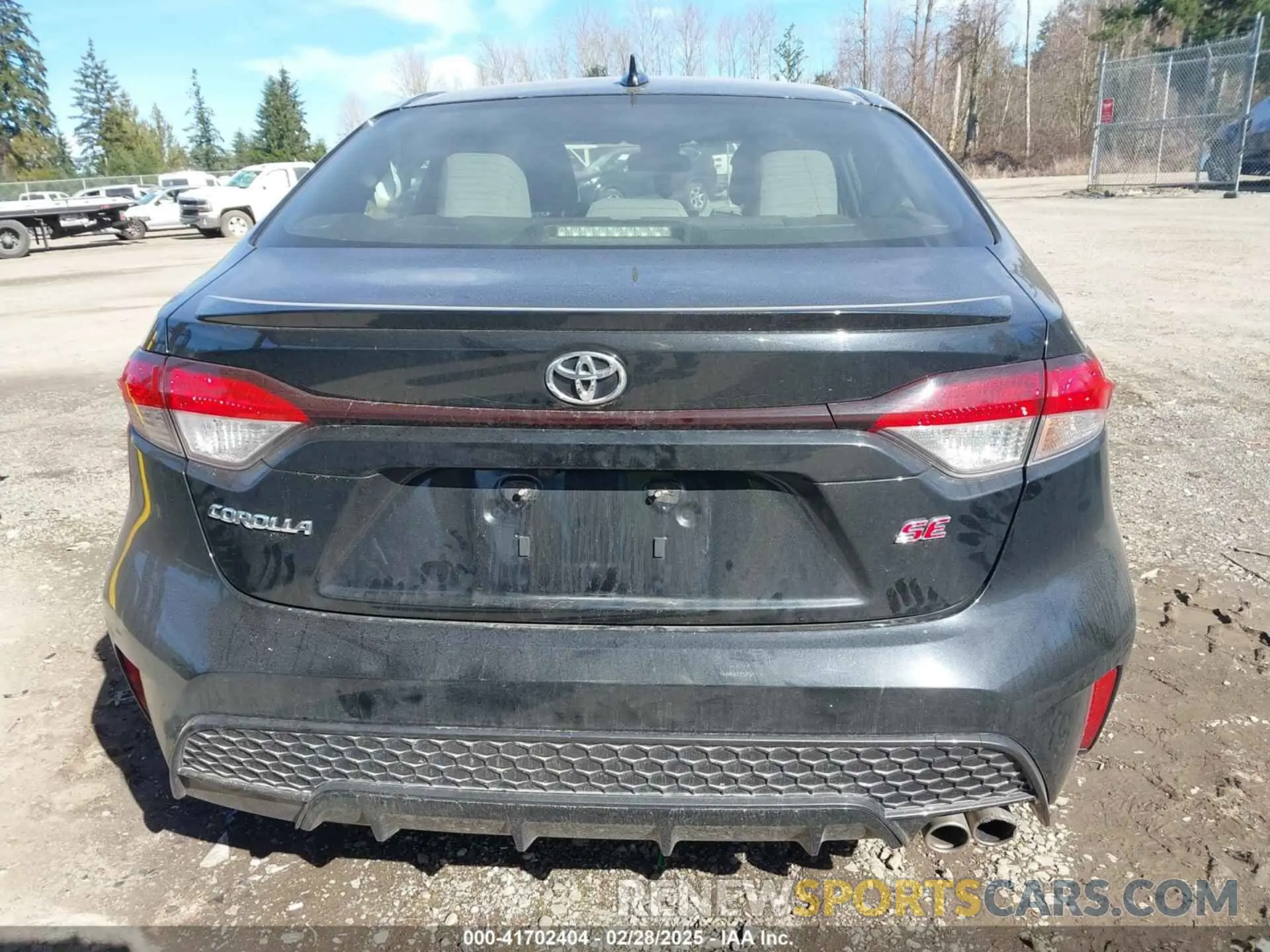 16 Photograph of a damaged car JTDP4RCE7LJ002602 TOYOTA COROLLA 2020