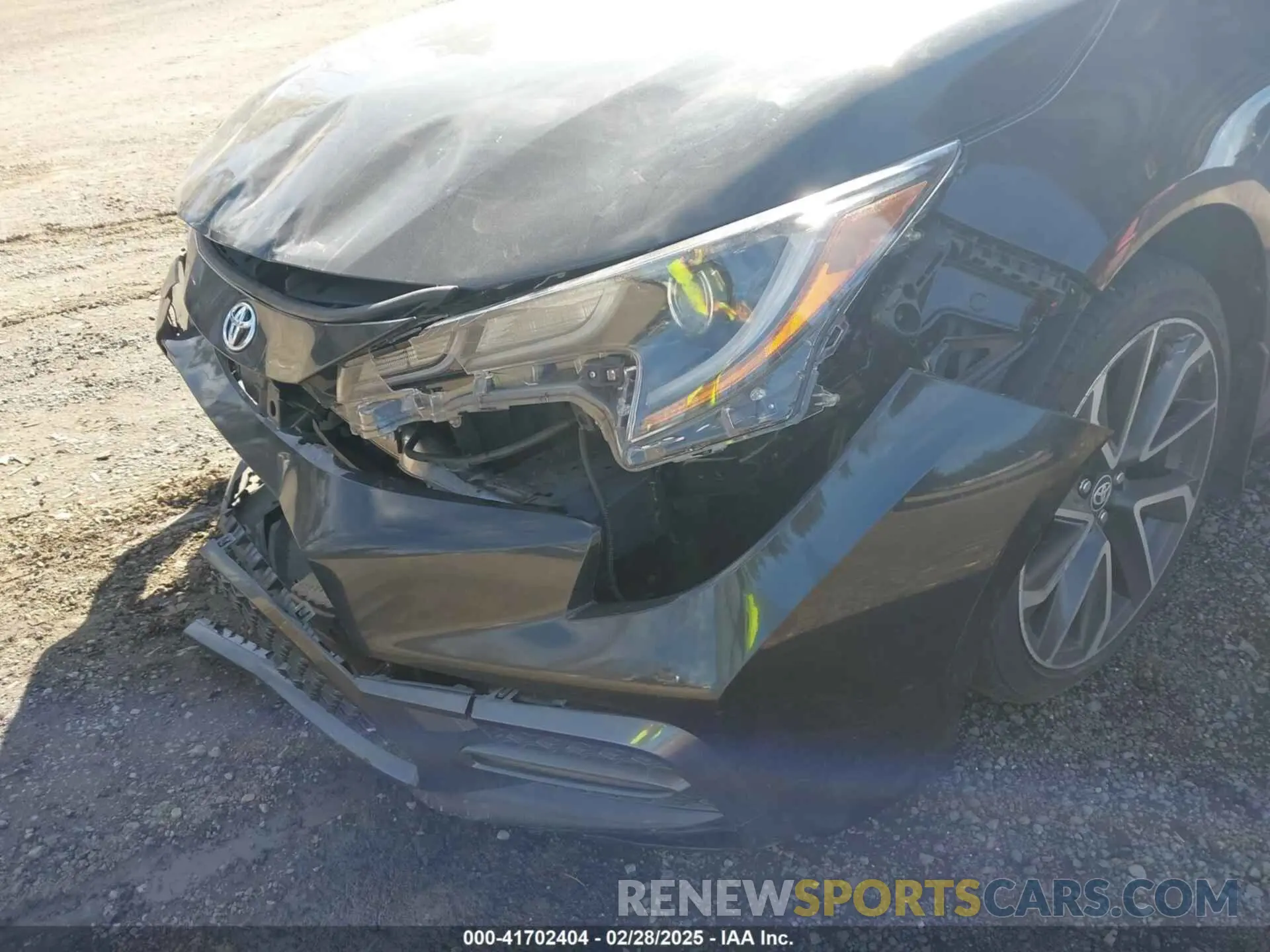 19 Photograph of a damaged car JTDP4RCE7LJ002602 TOYOTA COROLLA 2020