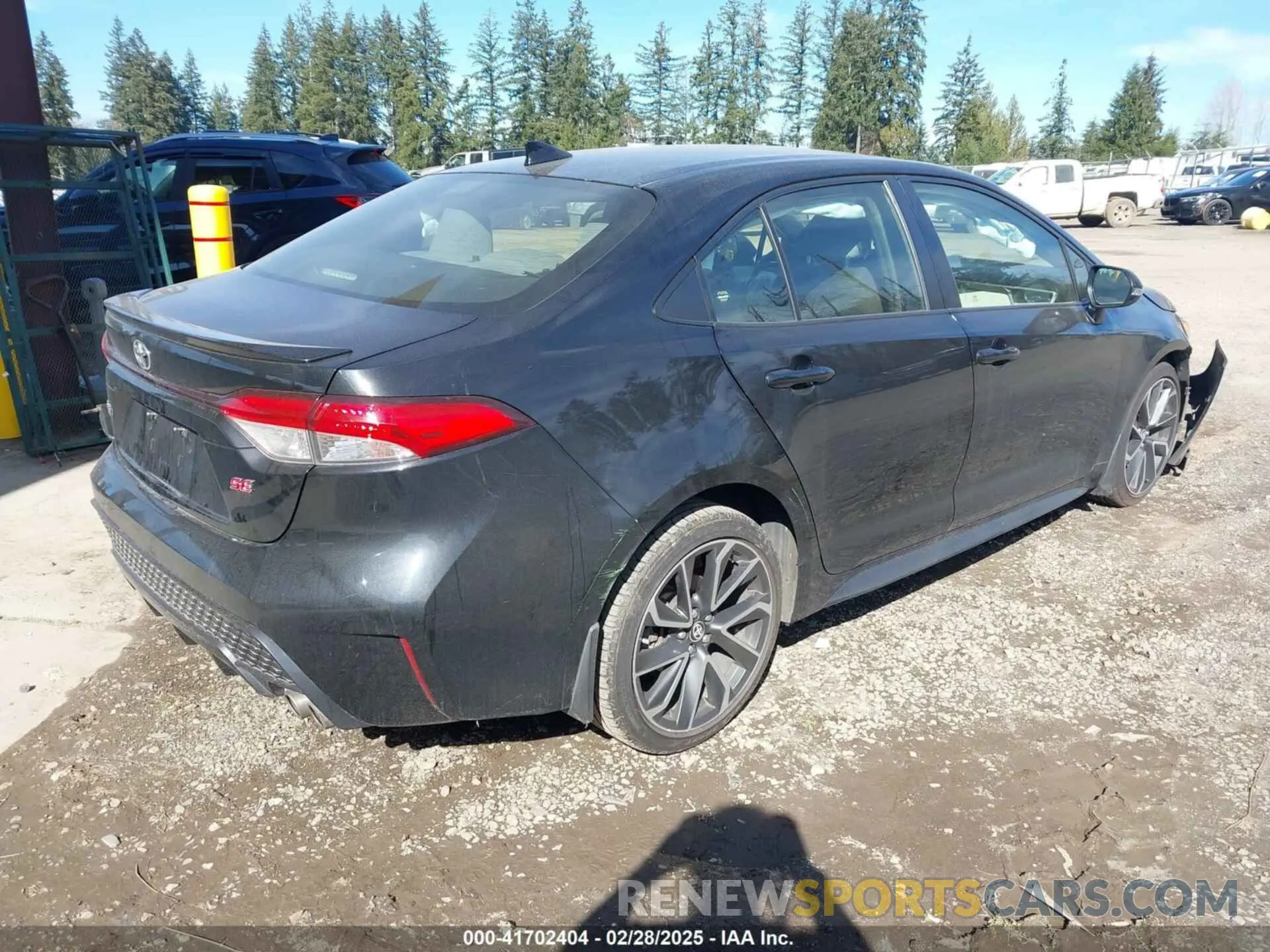4 Photograph of a damaged car JTDP4RCE7LJ002602 TOYOTA COROLLA 2020