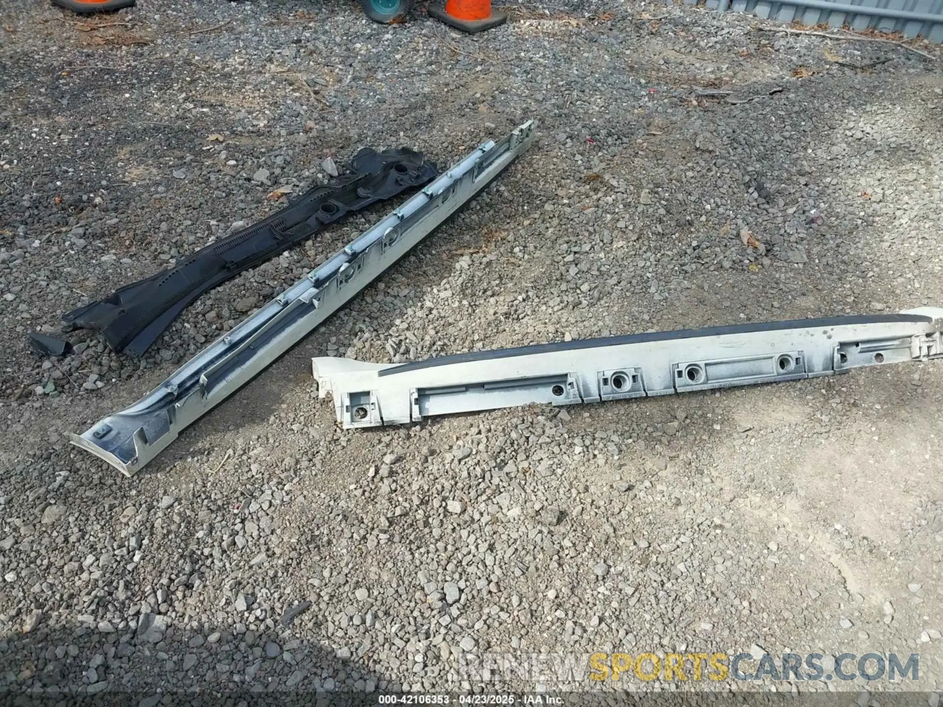 12 Фотография поврежденного автомобиля JTDP4RCE9LJ000933 TOYOTA COROLLA 2020