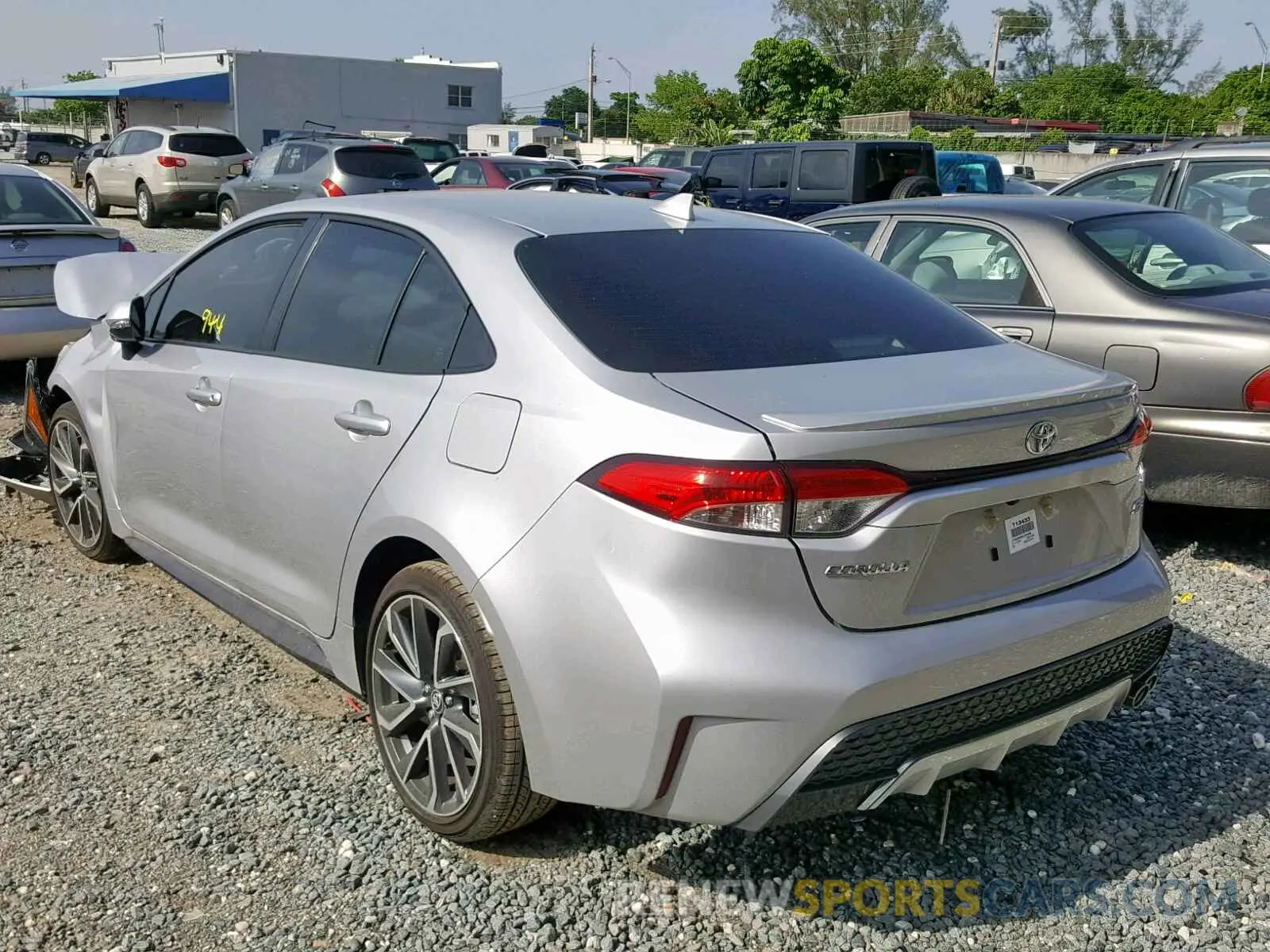 3 Photograph of a damaged car JTDS4RCE0LJ004539 TOYOTA COROLLA 2020