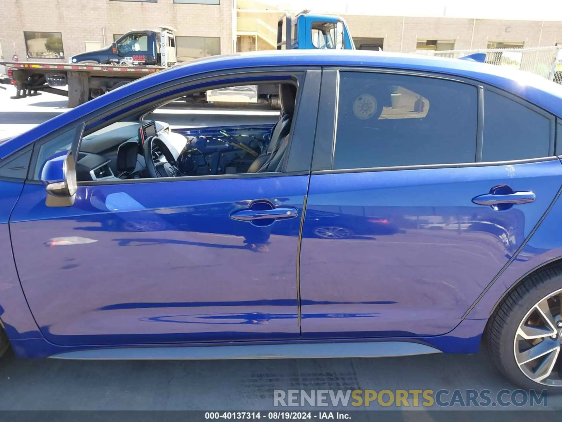 15 Photograph of a damaged car JTDS4RCE0LJ011037 TOYOTA COROLLA 2020
