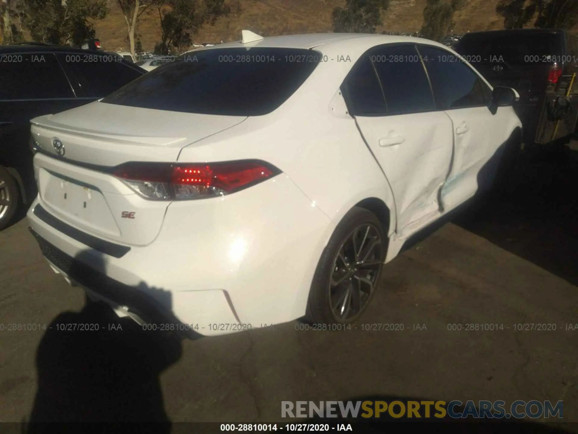 4 Photograph of a damaged car JTDS4RCE0LJ018070 TOYOTA COROLLA 2020
